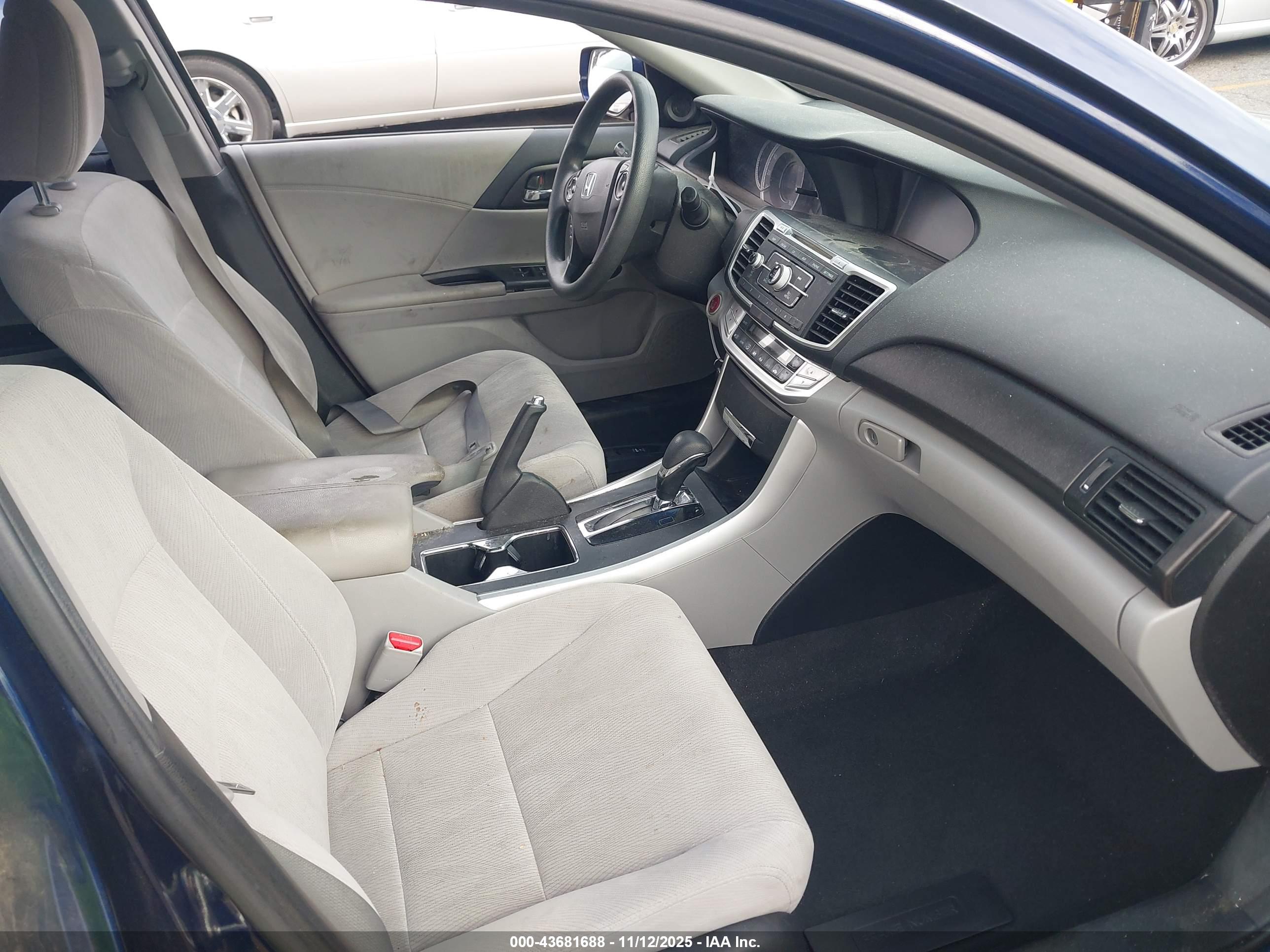 HONDA ACCORD image 5