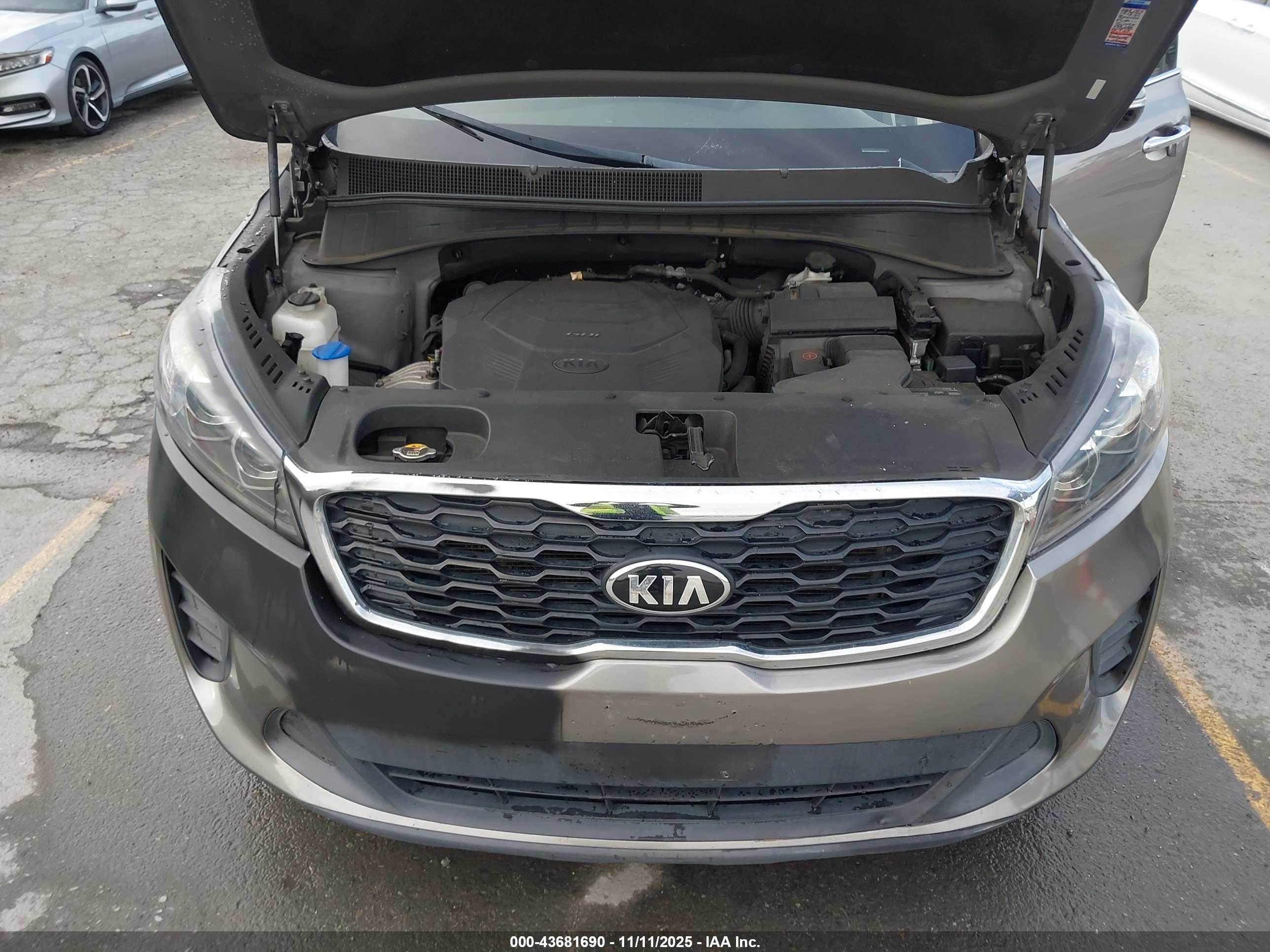 KIA SORENTO image 10
