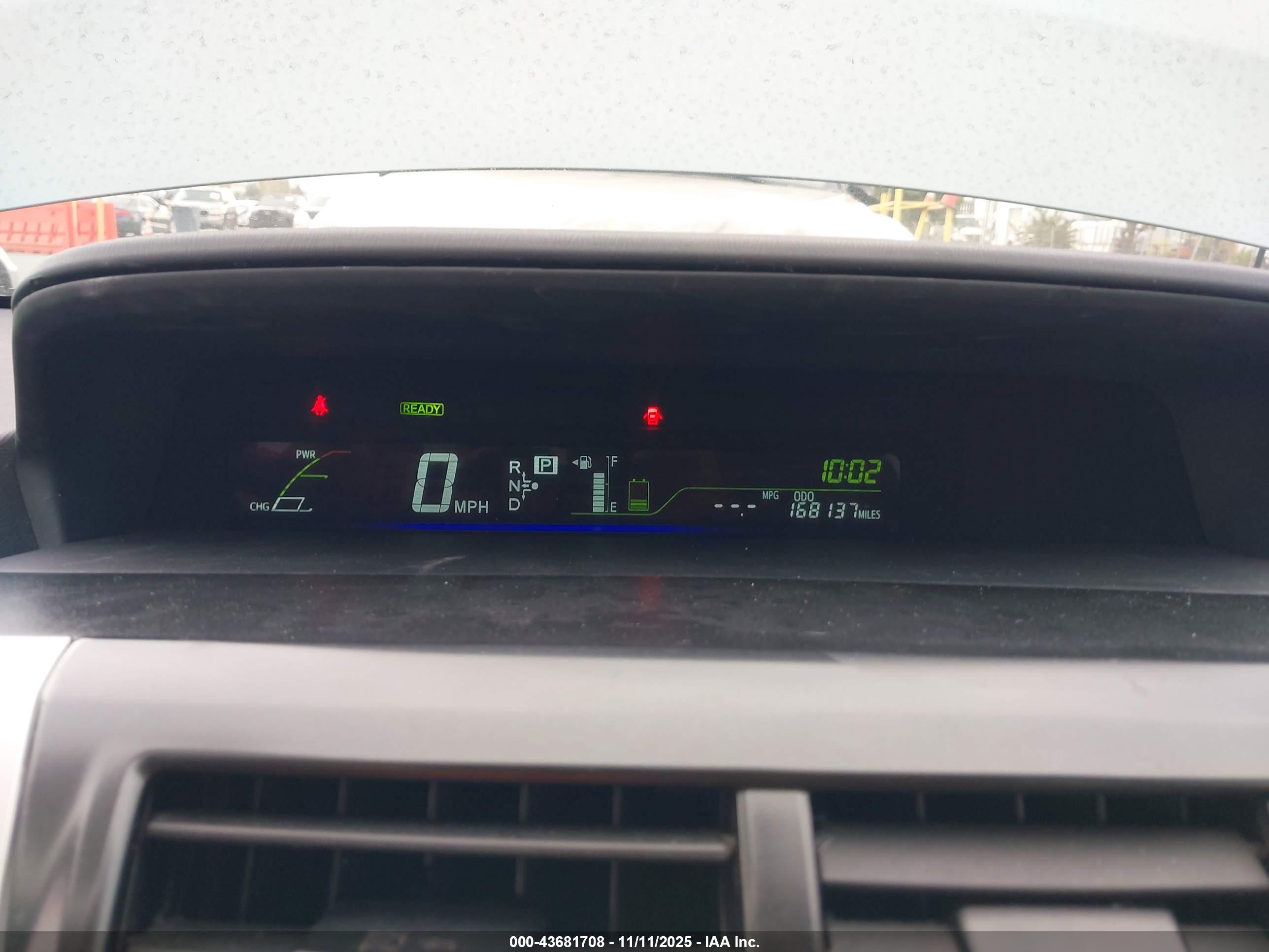 TOYOTA PRIUS image 7