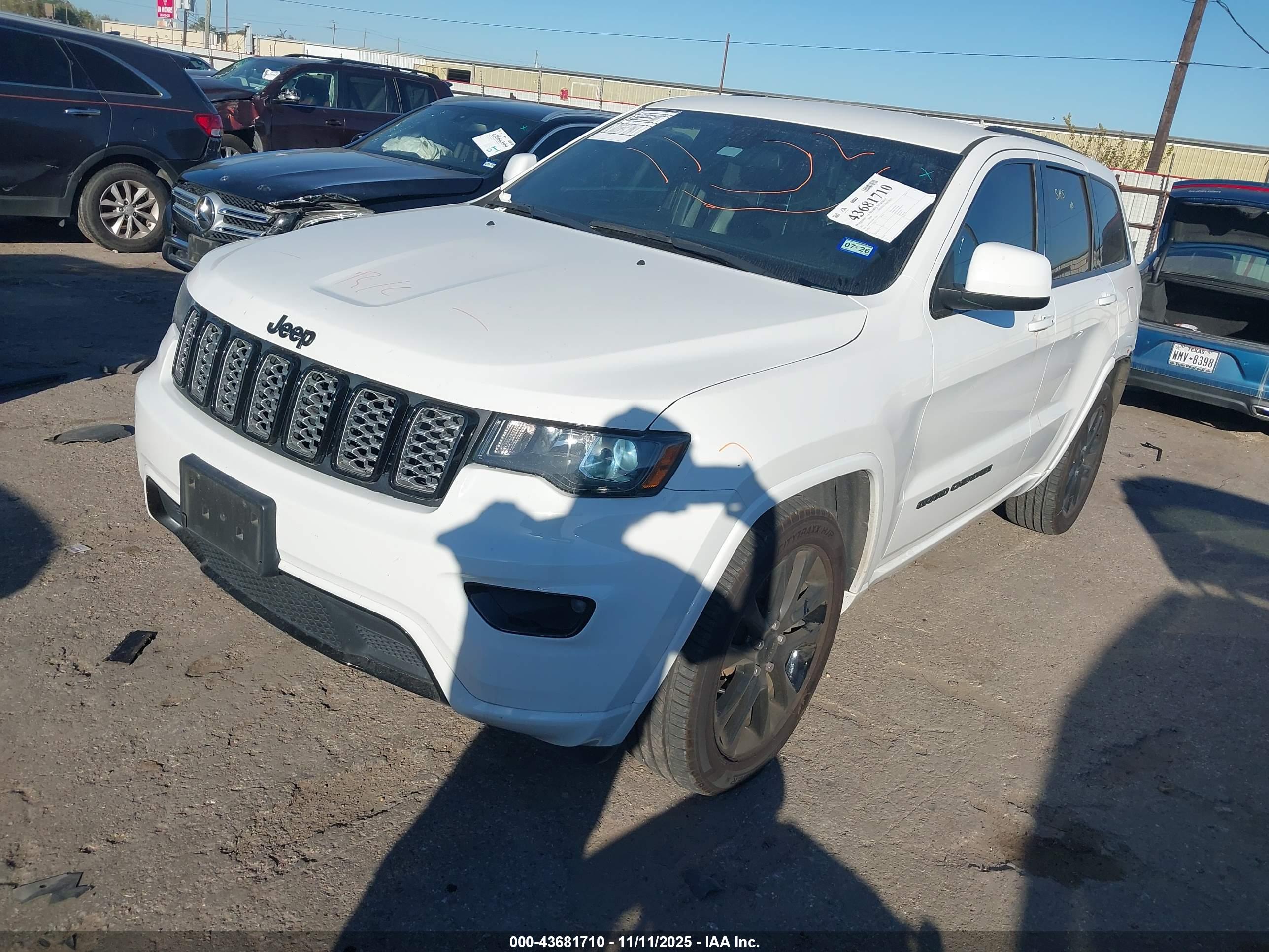 JEEP GRAND image 2