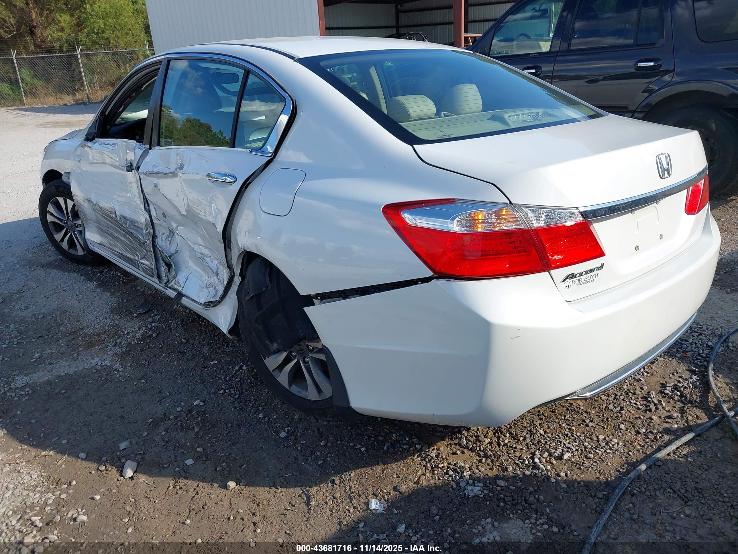 HONDA ACCORD image 3