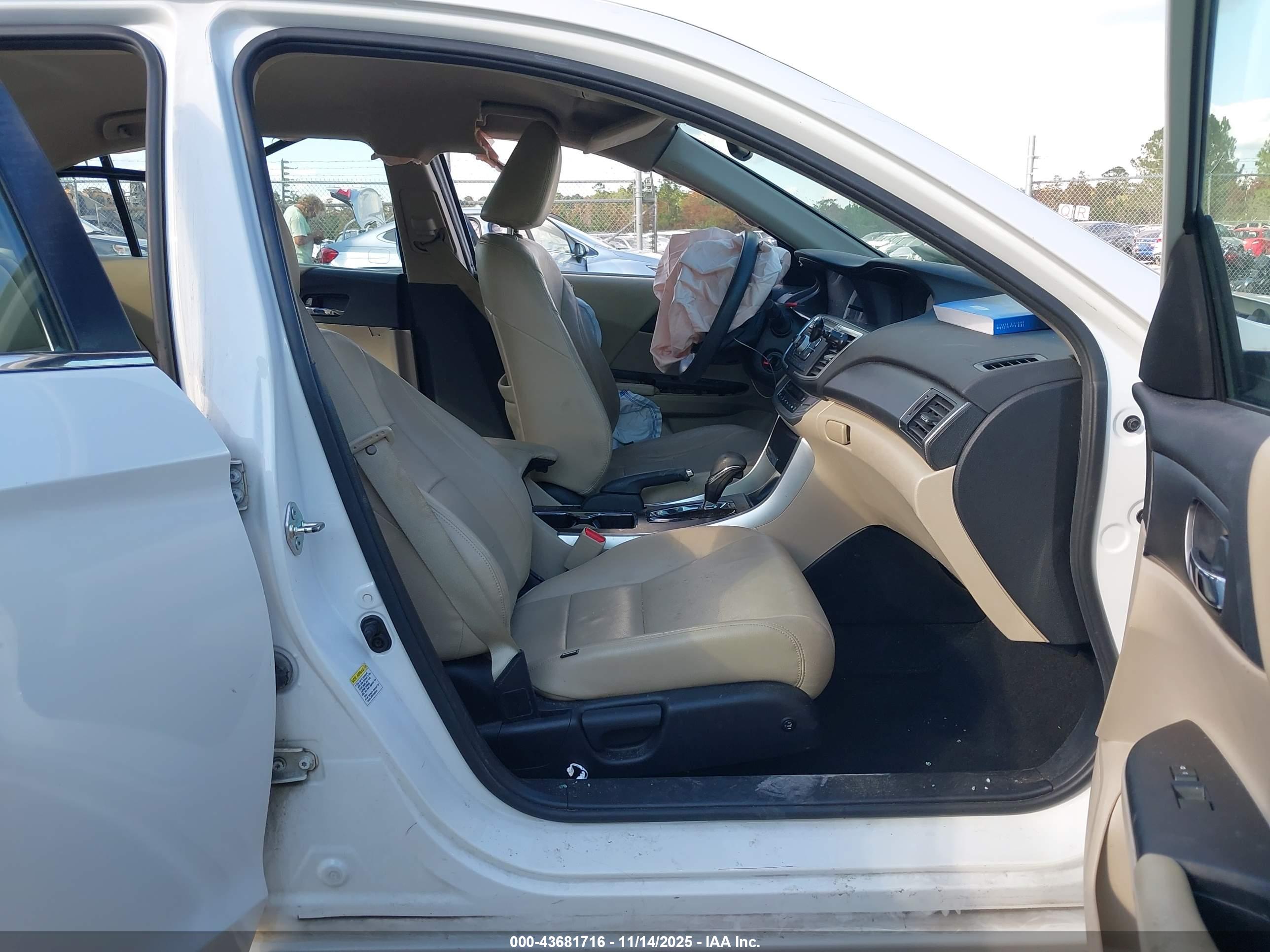HONDA ACCORD image 5