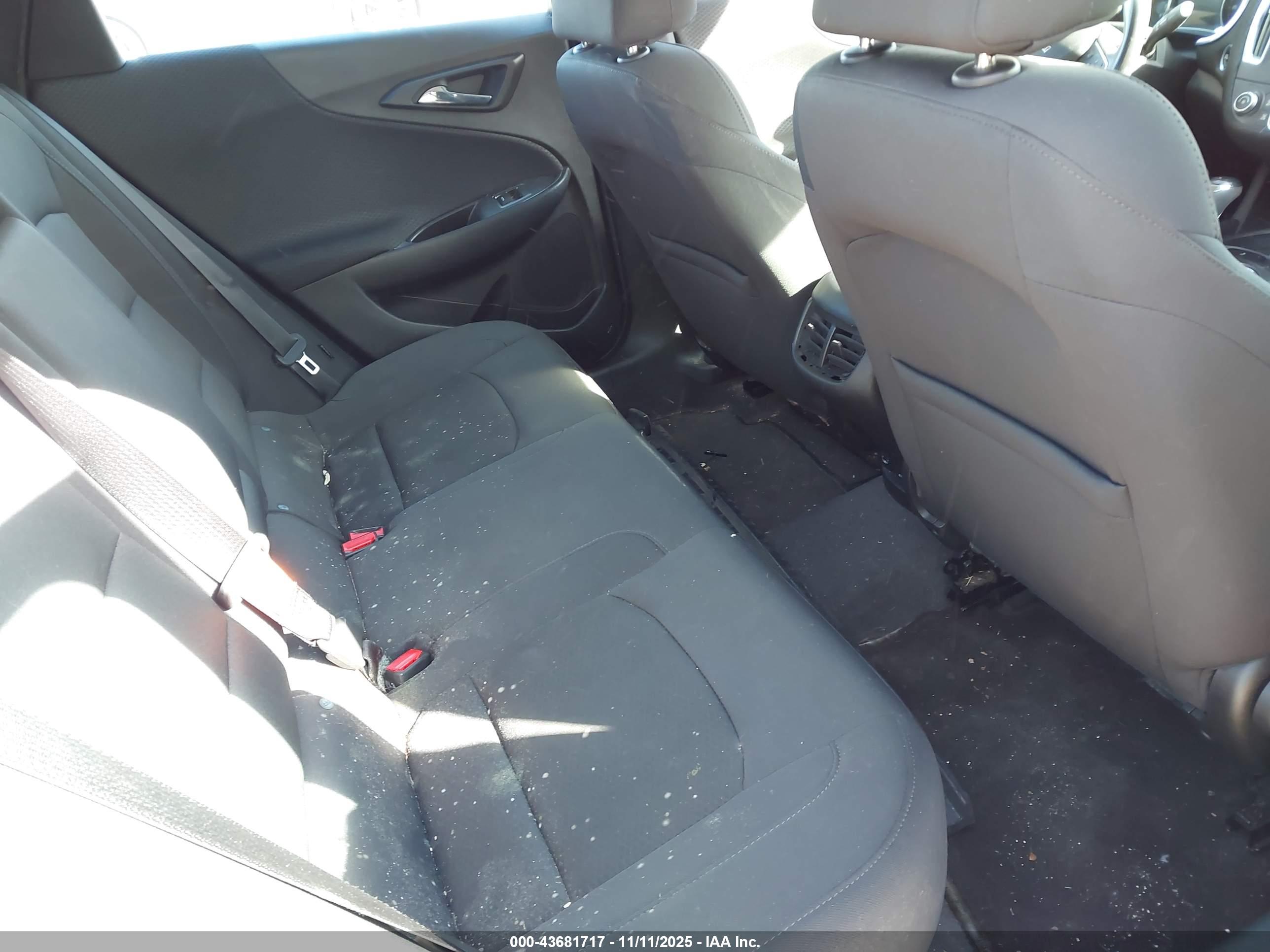 CHEVROLET MALIBU image 8