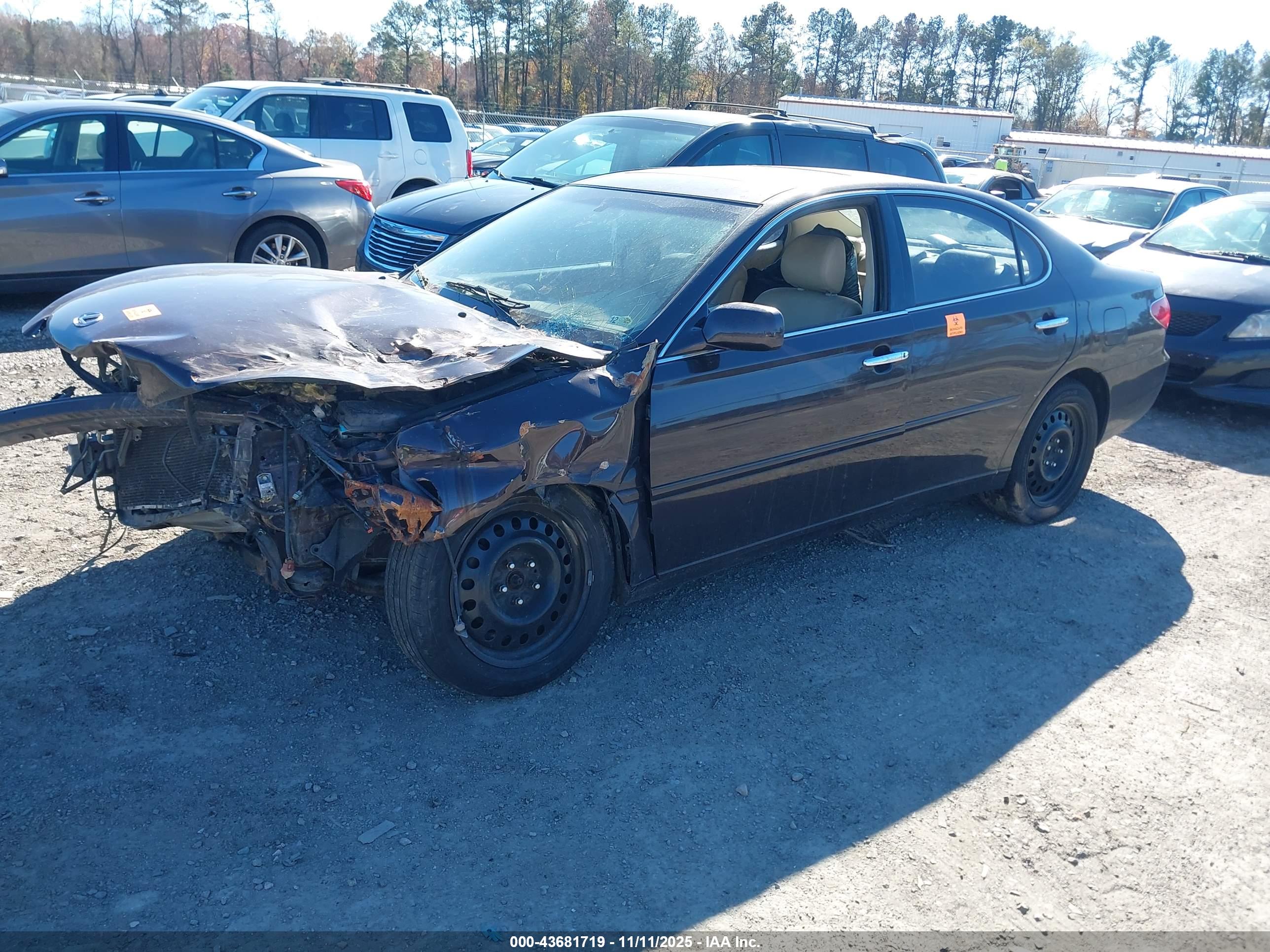 LEXUS ES image 2