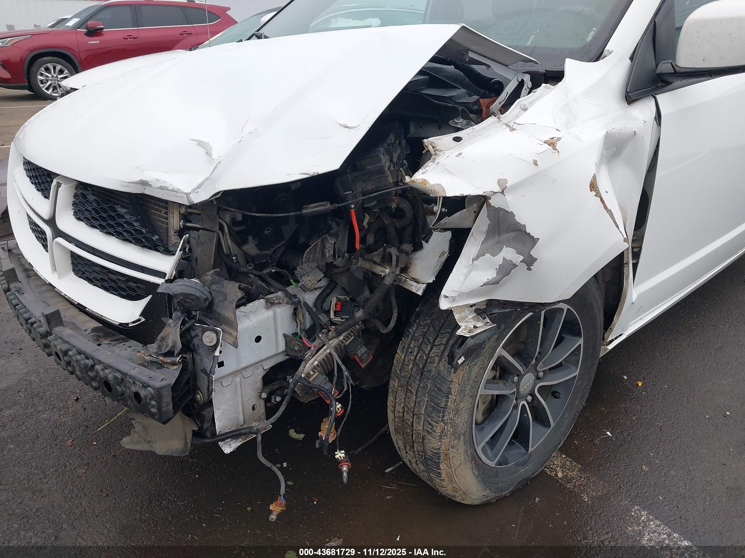 DODGE GRAND image 6