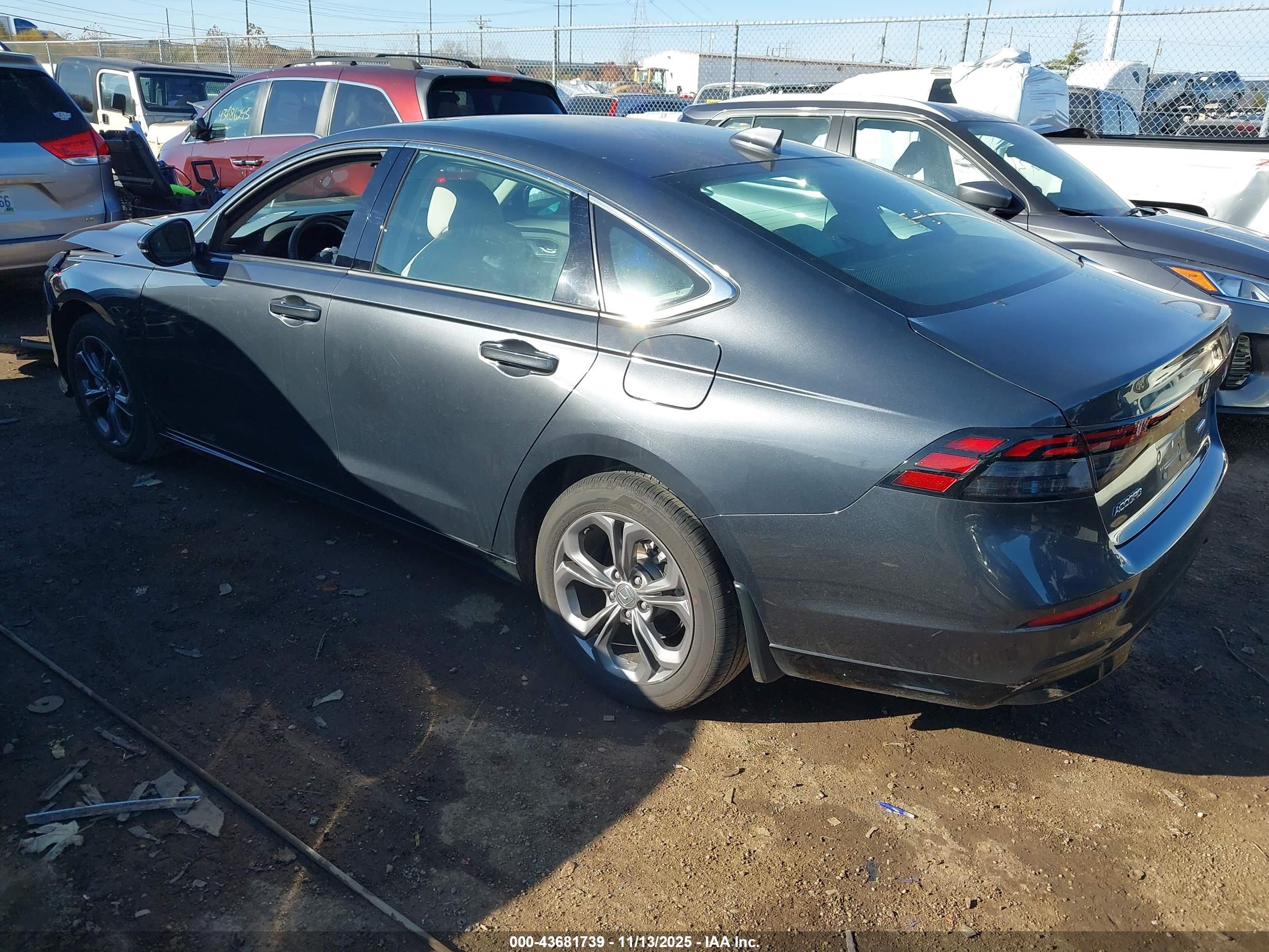 HONDA ACCORD image 3