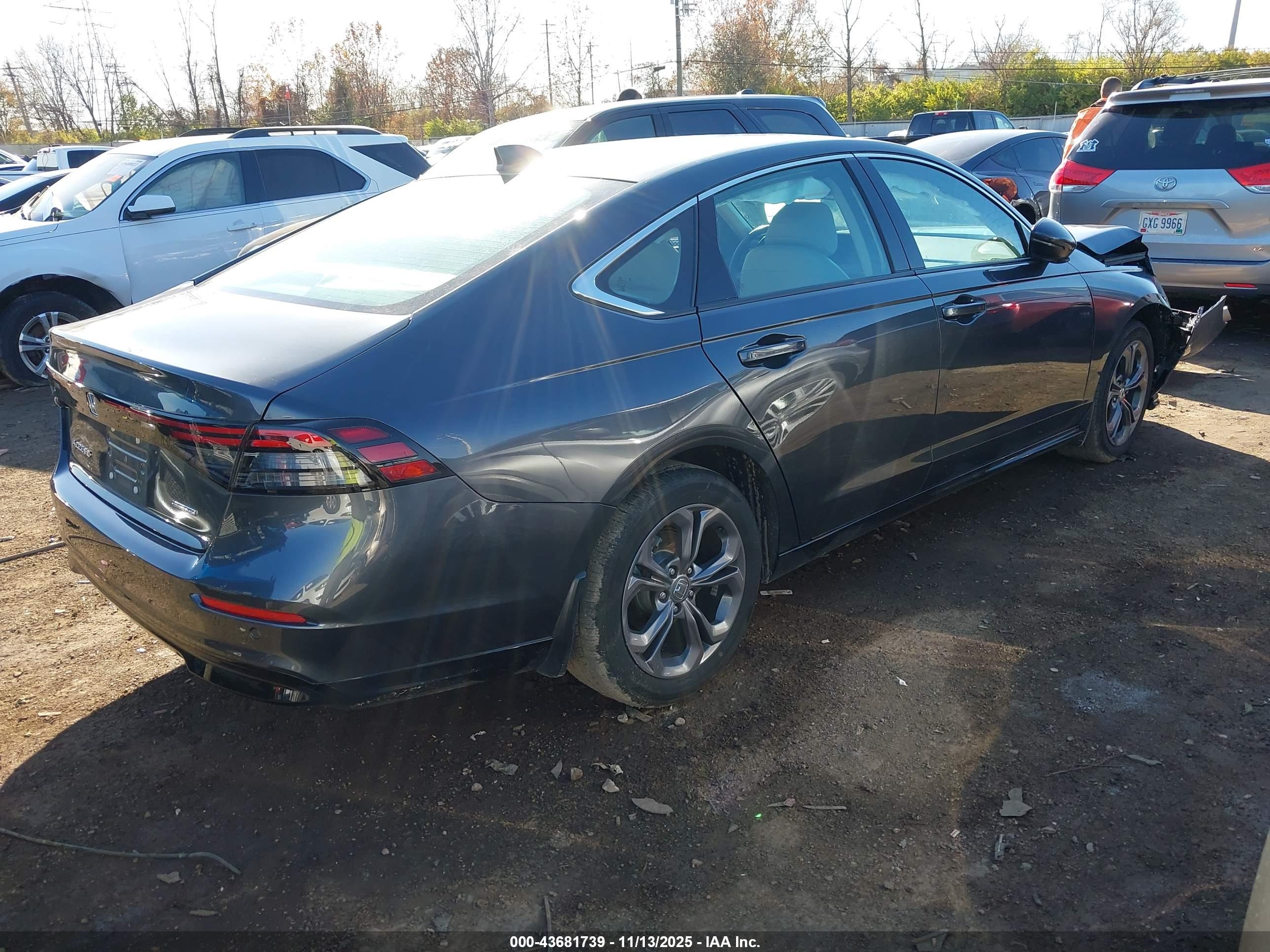 HONDA ACCORD image 4