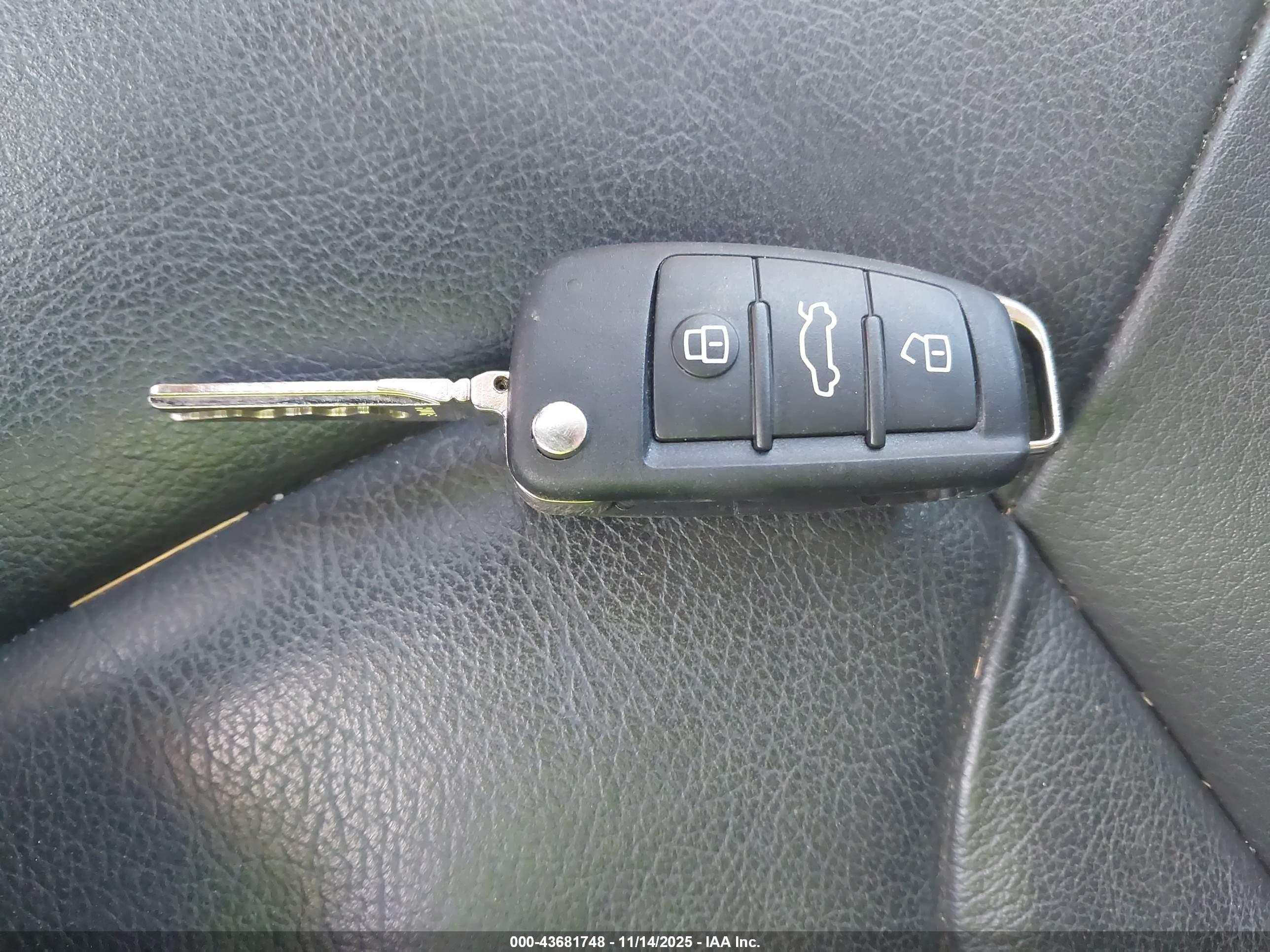 AUDI Q7 image 11