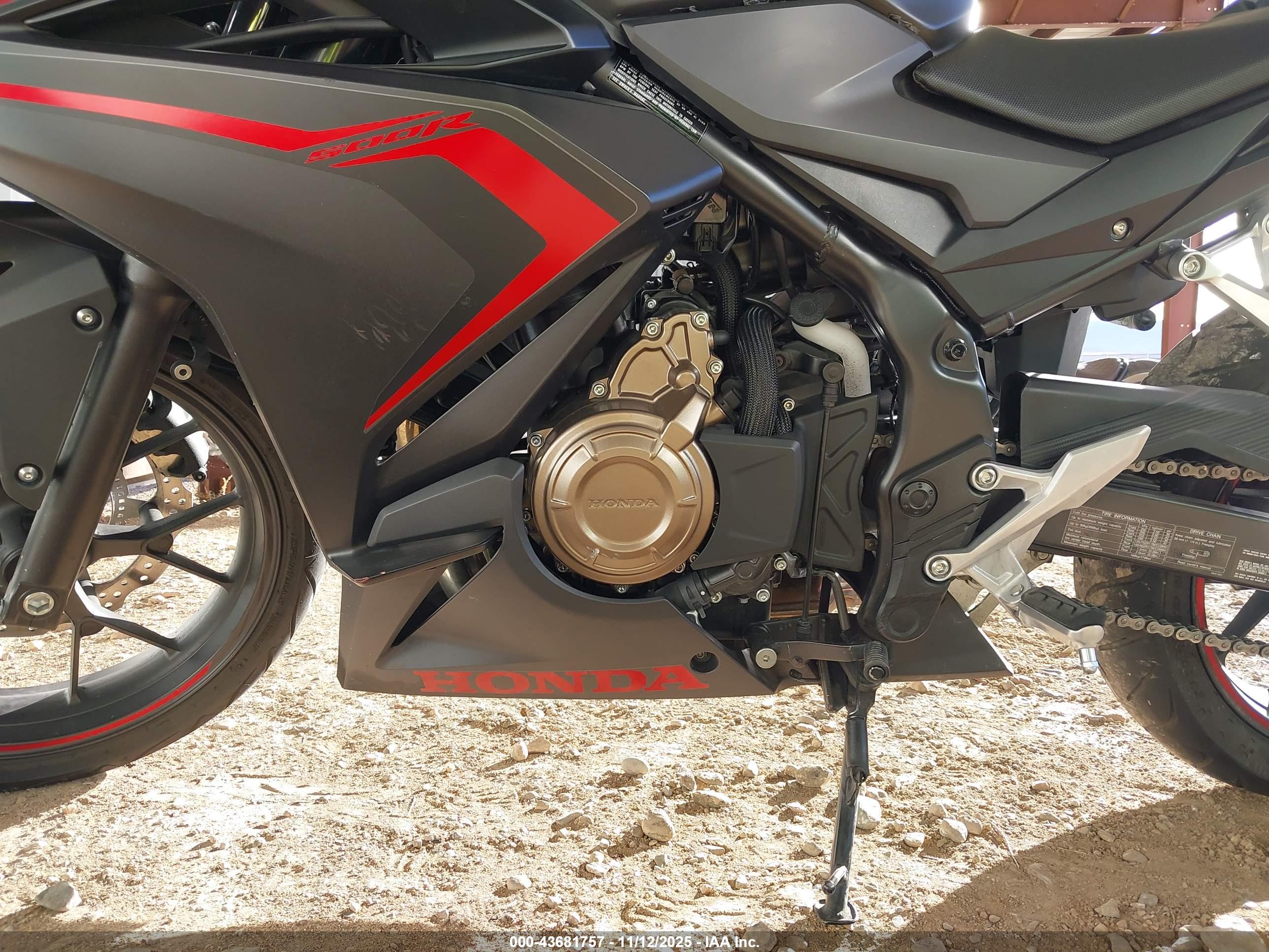 HONDA CBR500 image 9