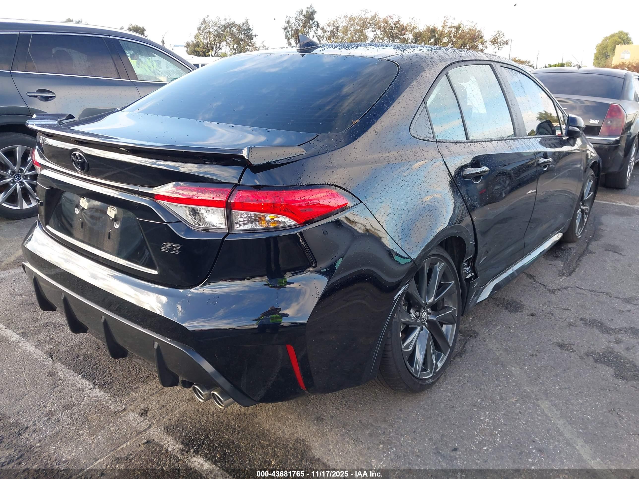 TOYOTA COROLLA image 4