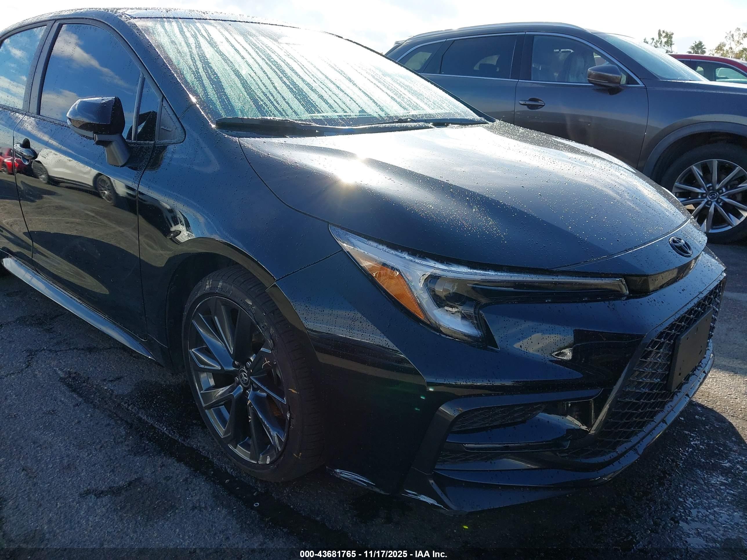 TOYOTA COROLLA image 6