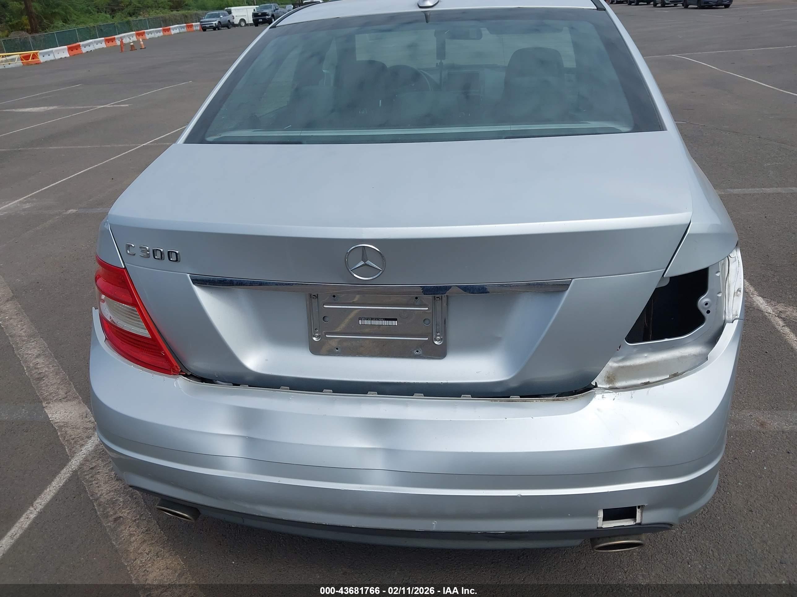 MERCEDES-BENZ C image 6