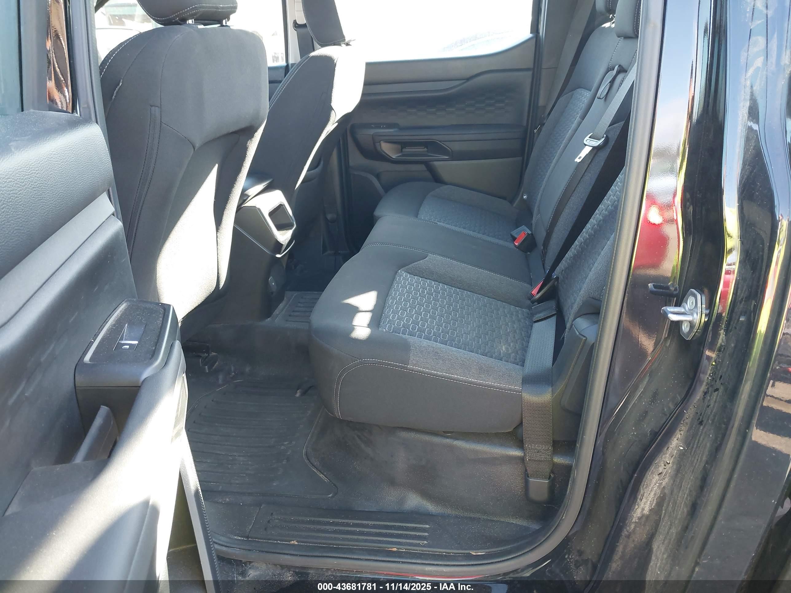 FORD RANGER image 8