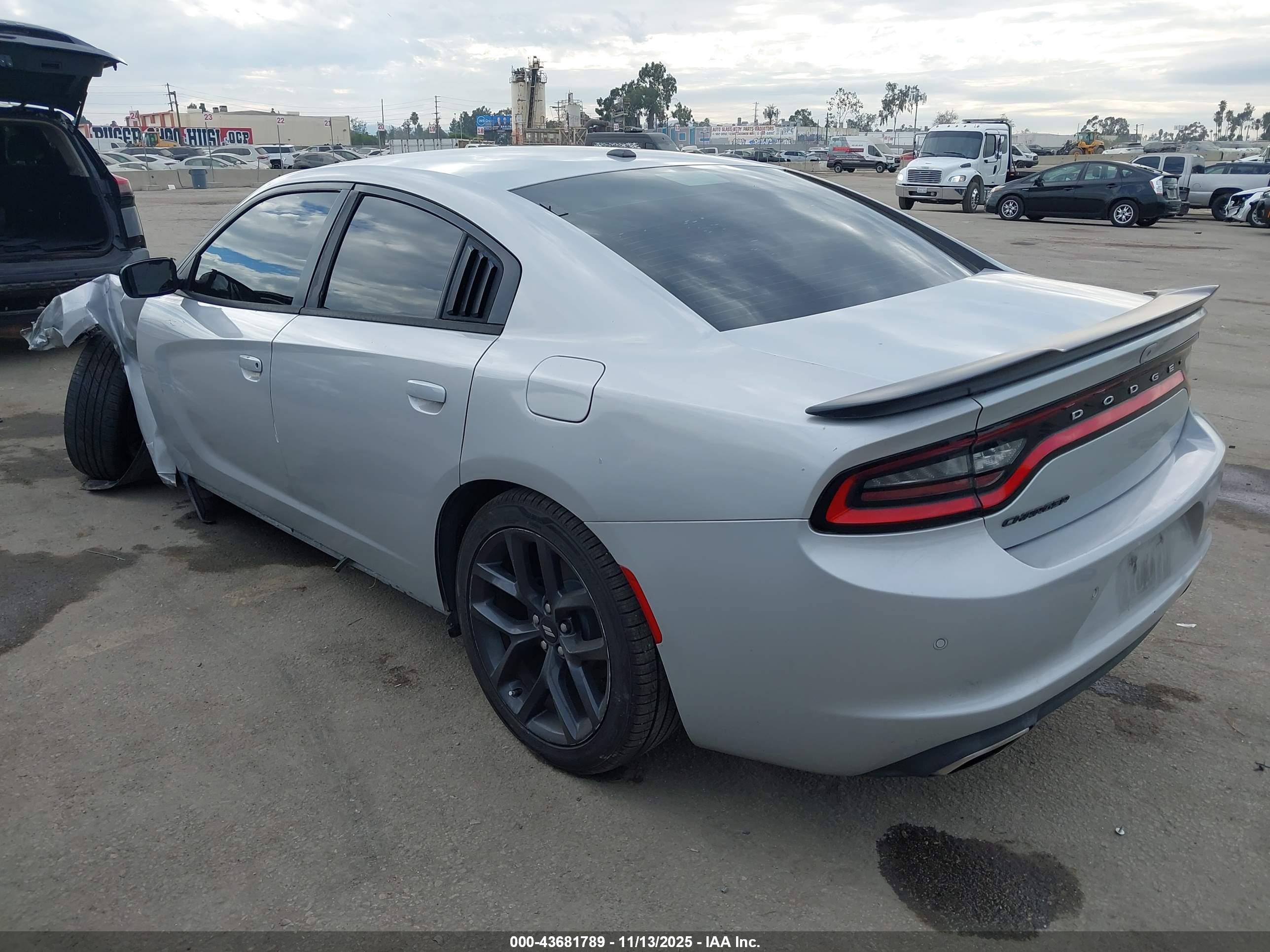 DODGE CHARGER image 3