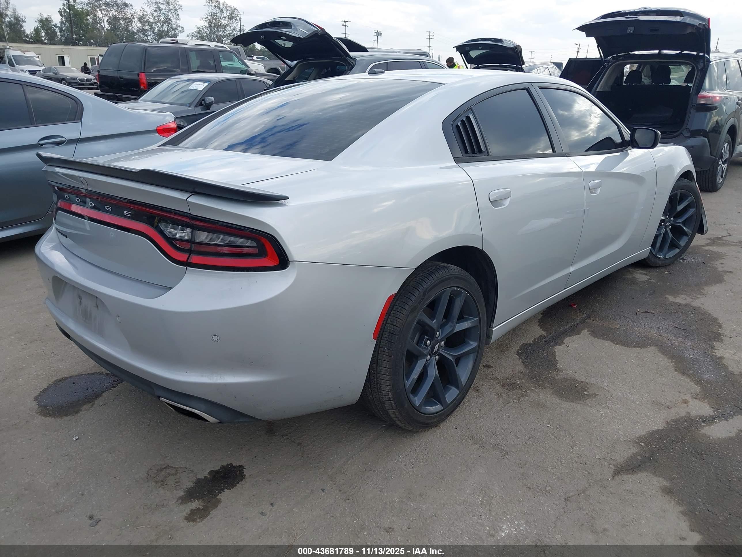 DODGE CHARGER image 4