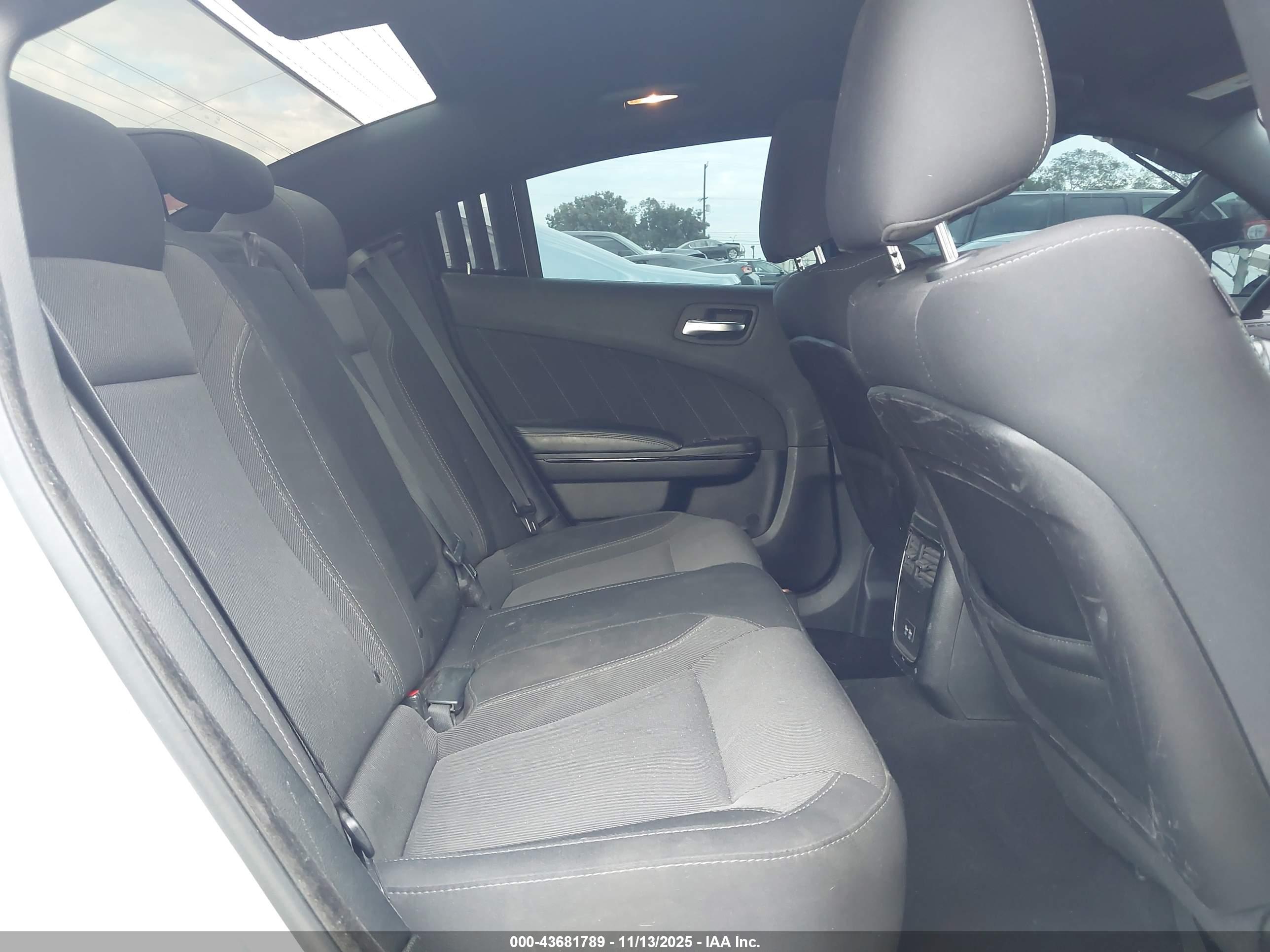DODGE CHARGER image 8