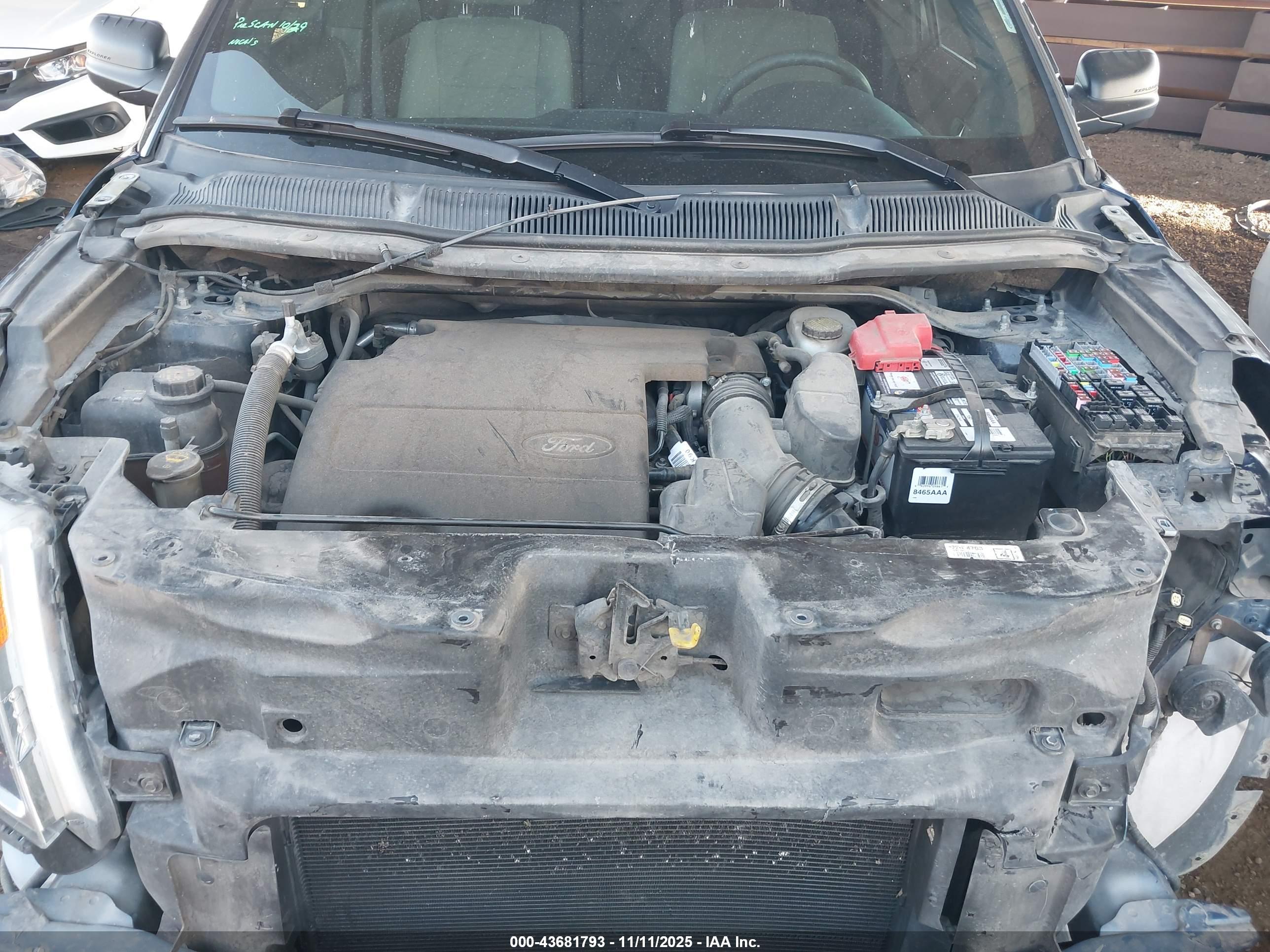 FORD EXPLORER image 10