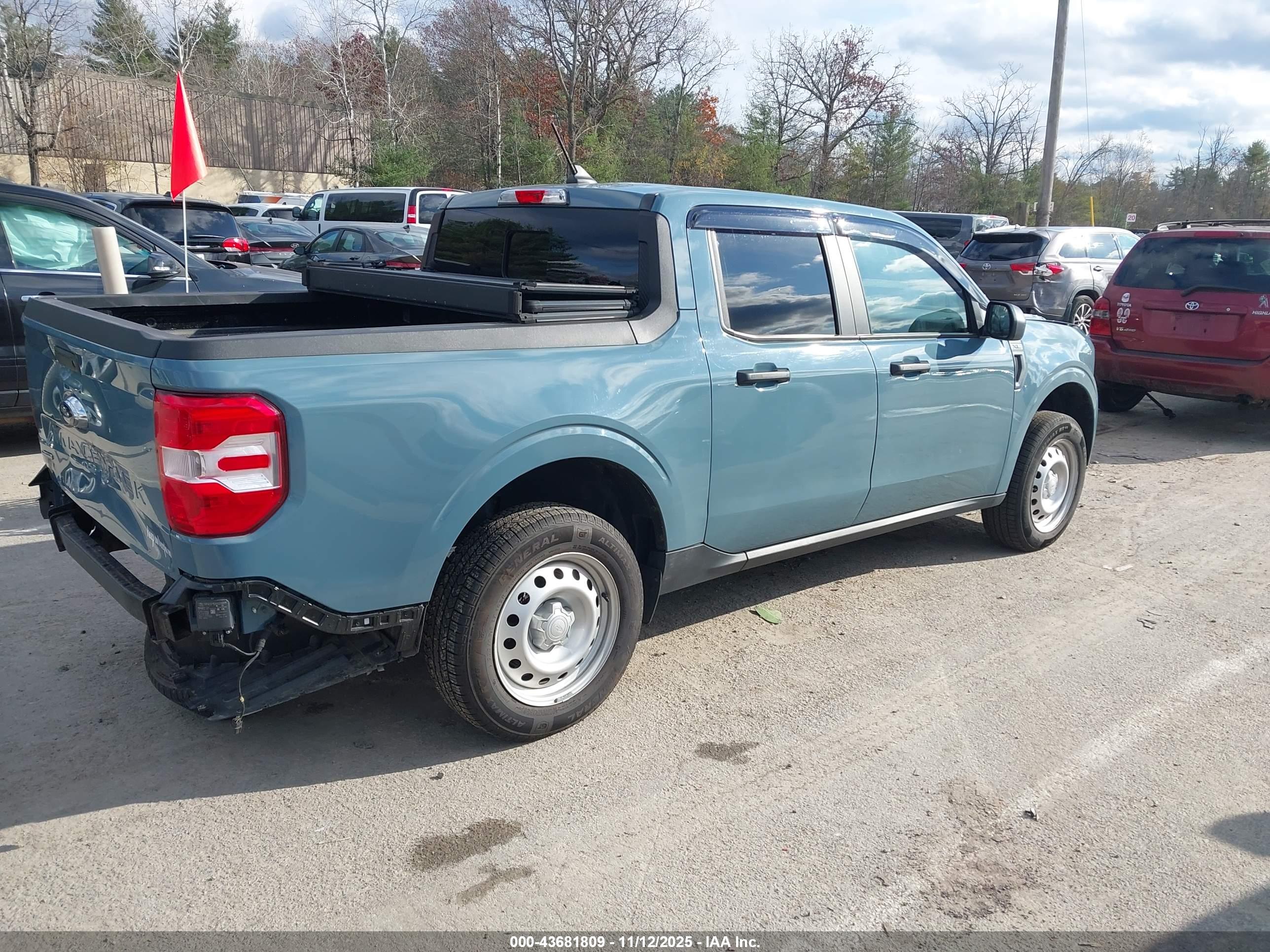 FORD MAVERICK image 4