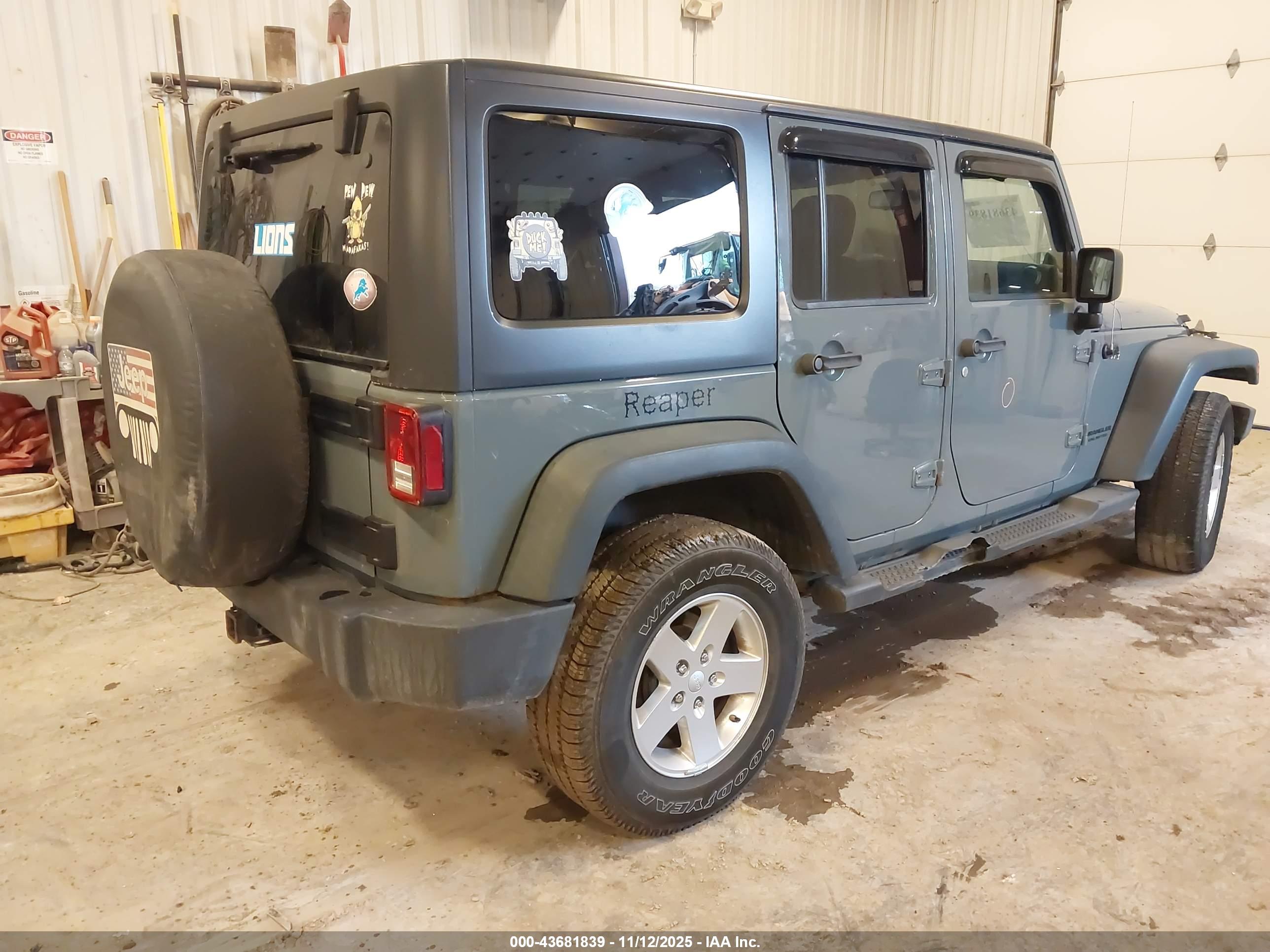 JEEP WRANGLER image 4