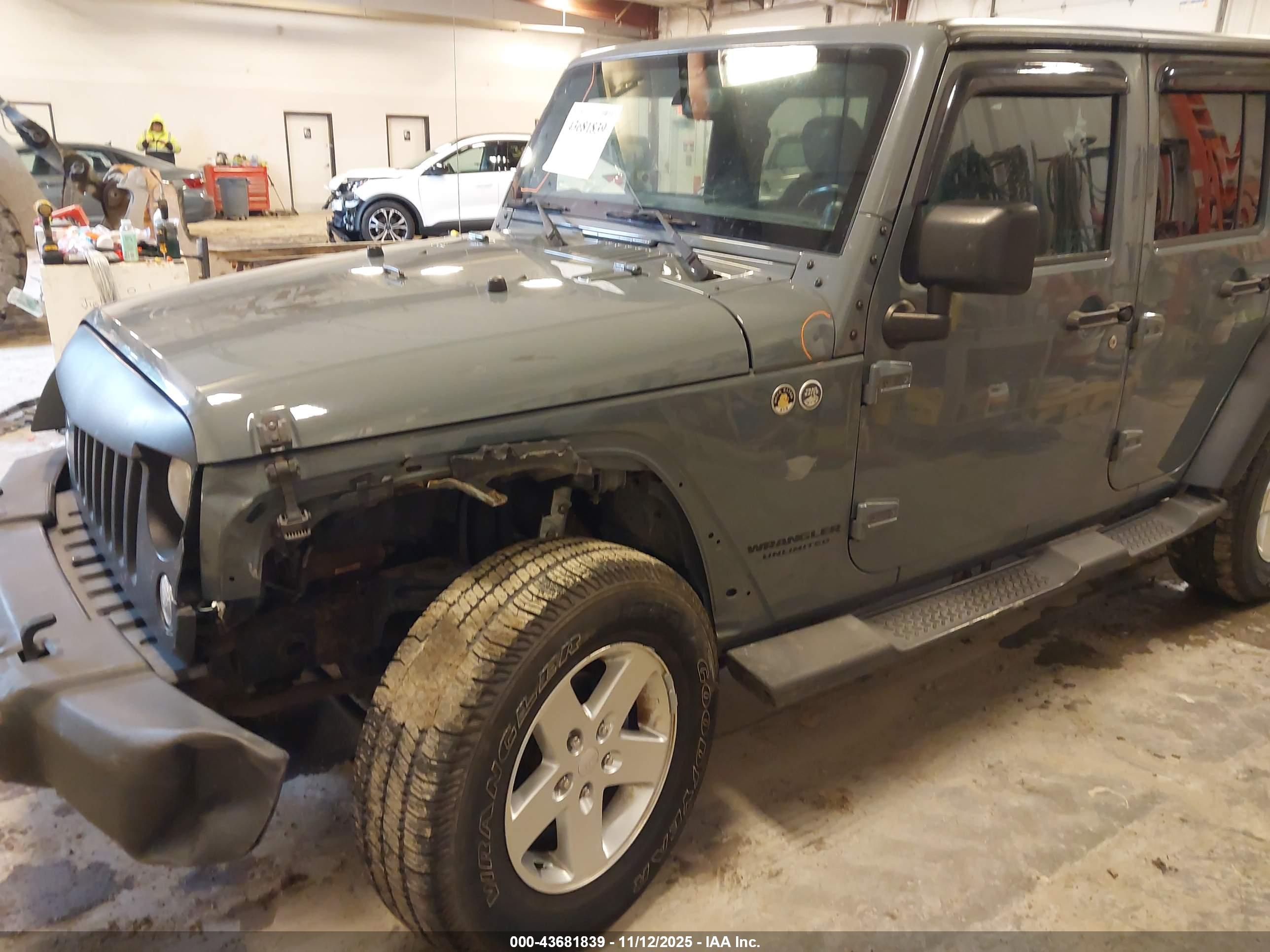 JEEP WRANGLER image 6