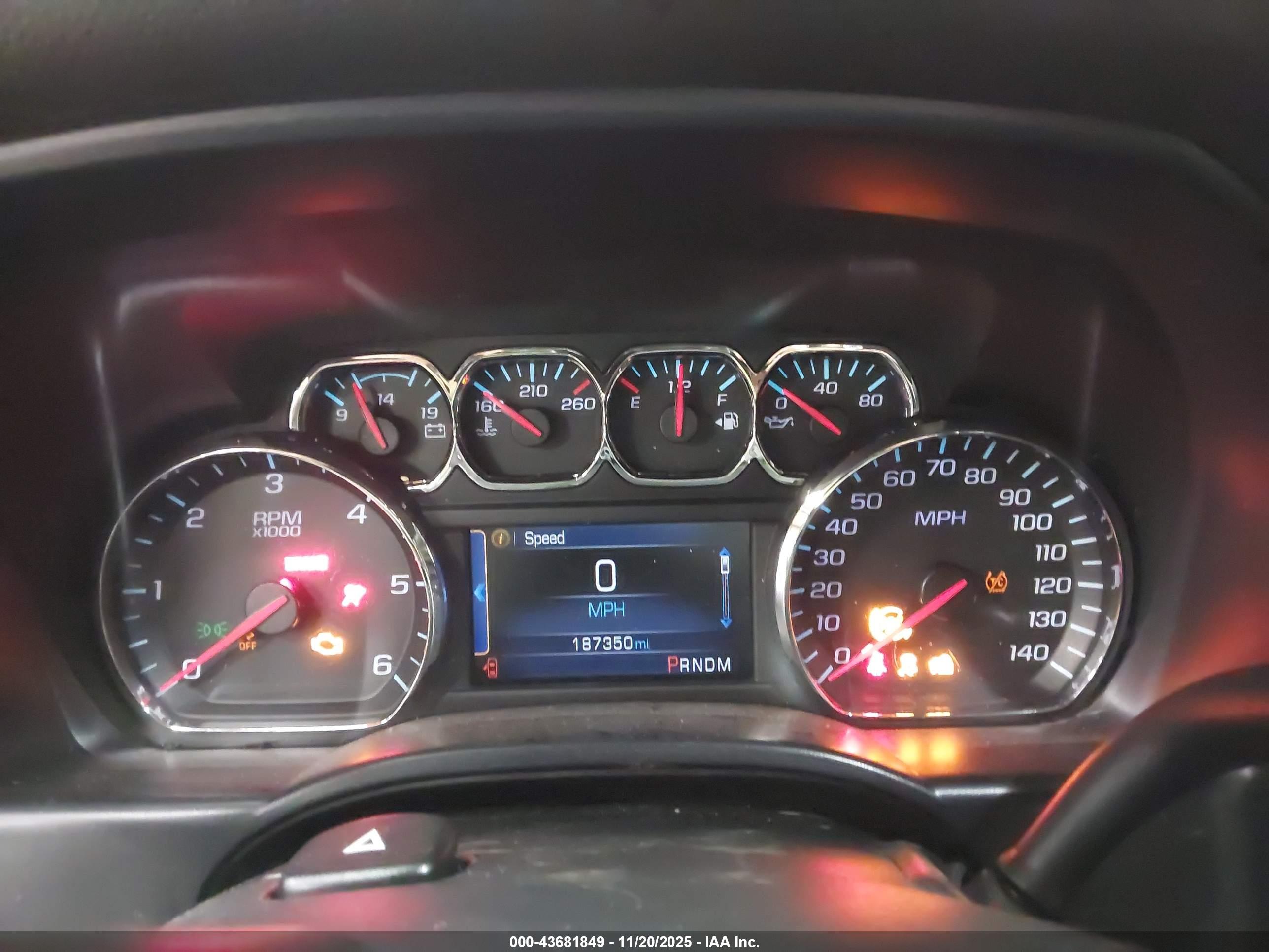 CHEVROLET SILVERADO image 7