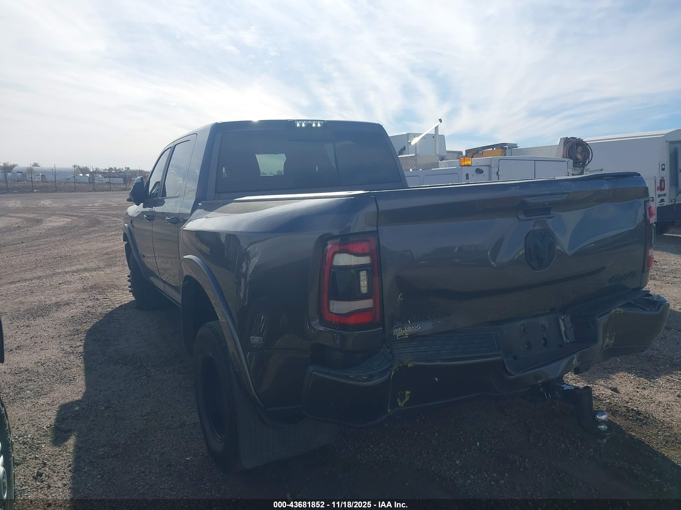 RAM 3500 image 3