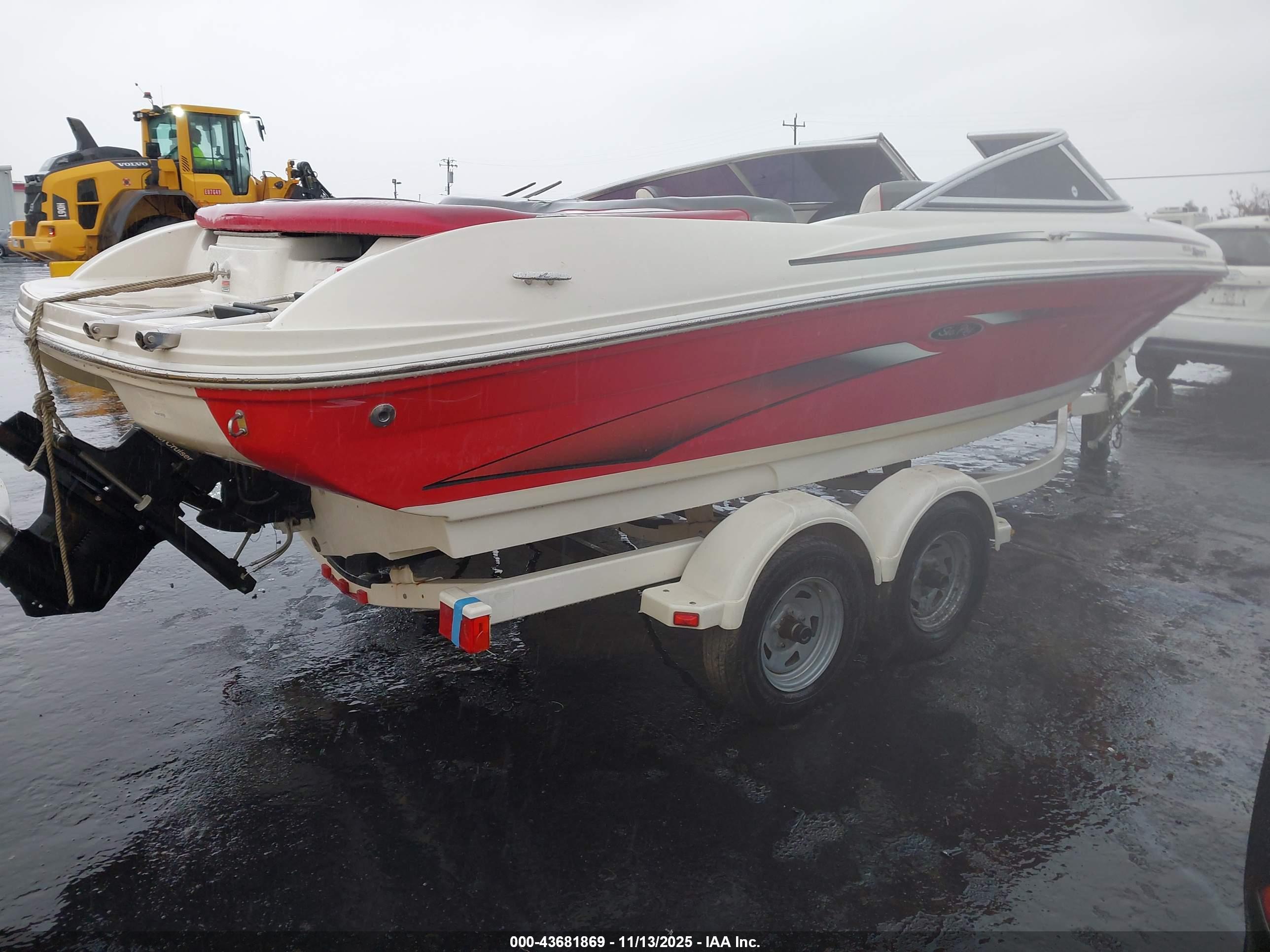 SEA RAY image 4