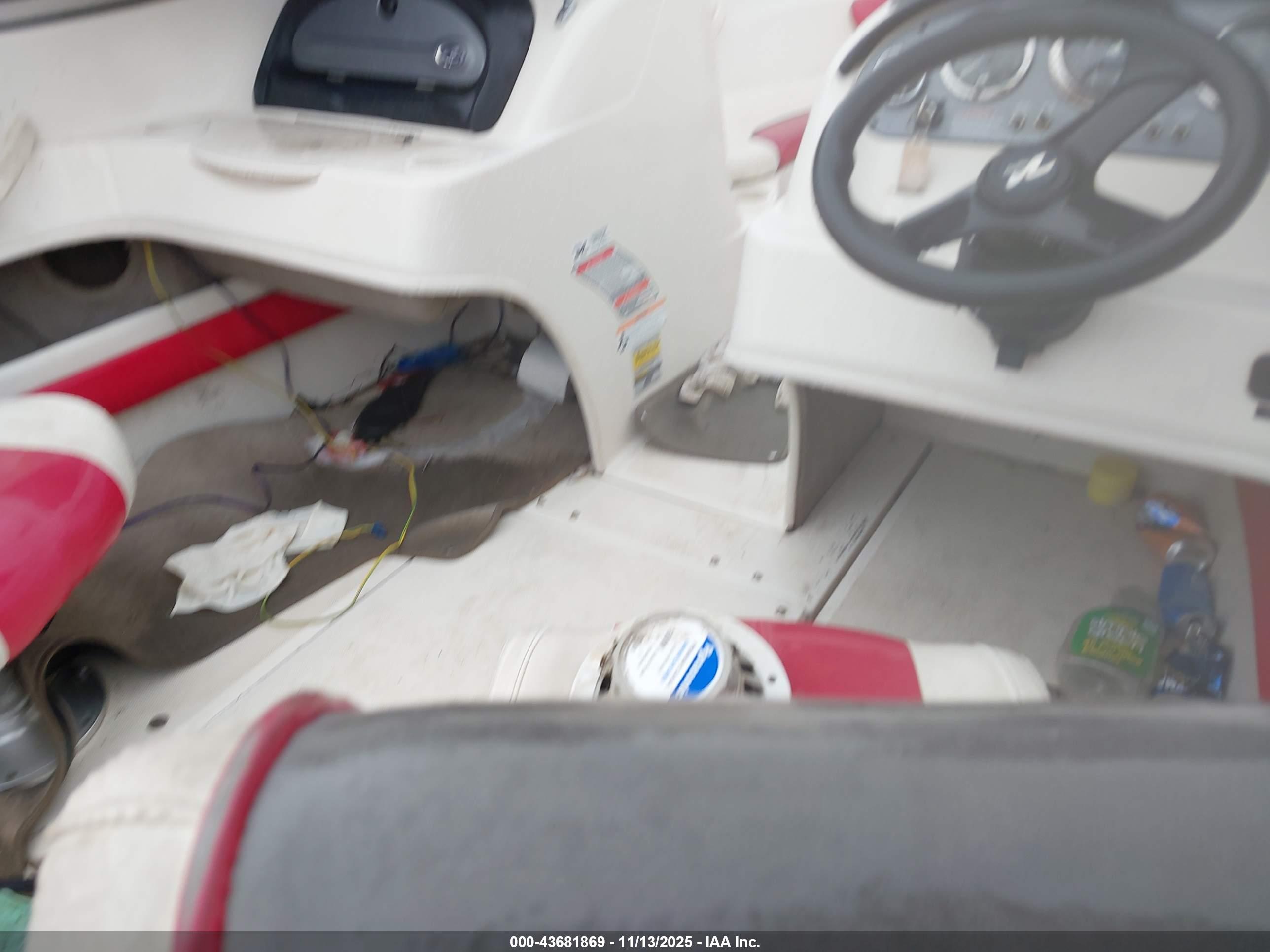 SEA RAY image 5
