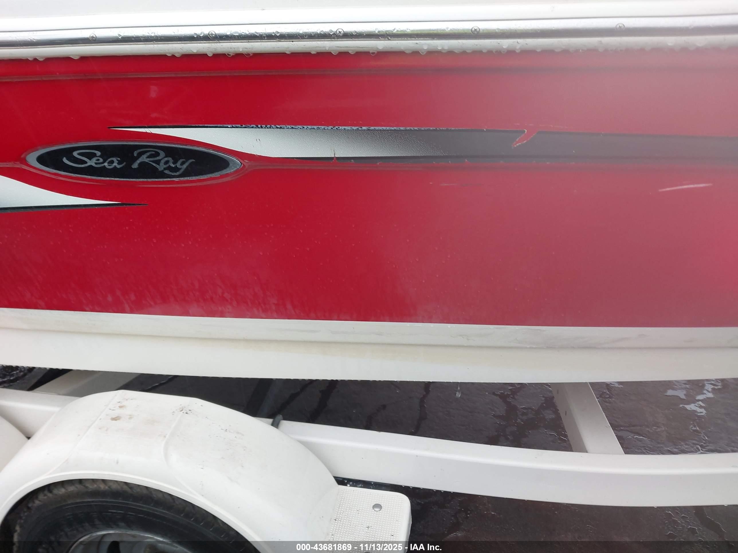 SEA RAY image 6