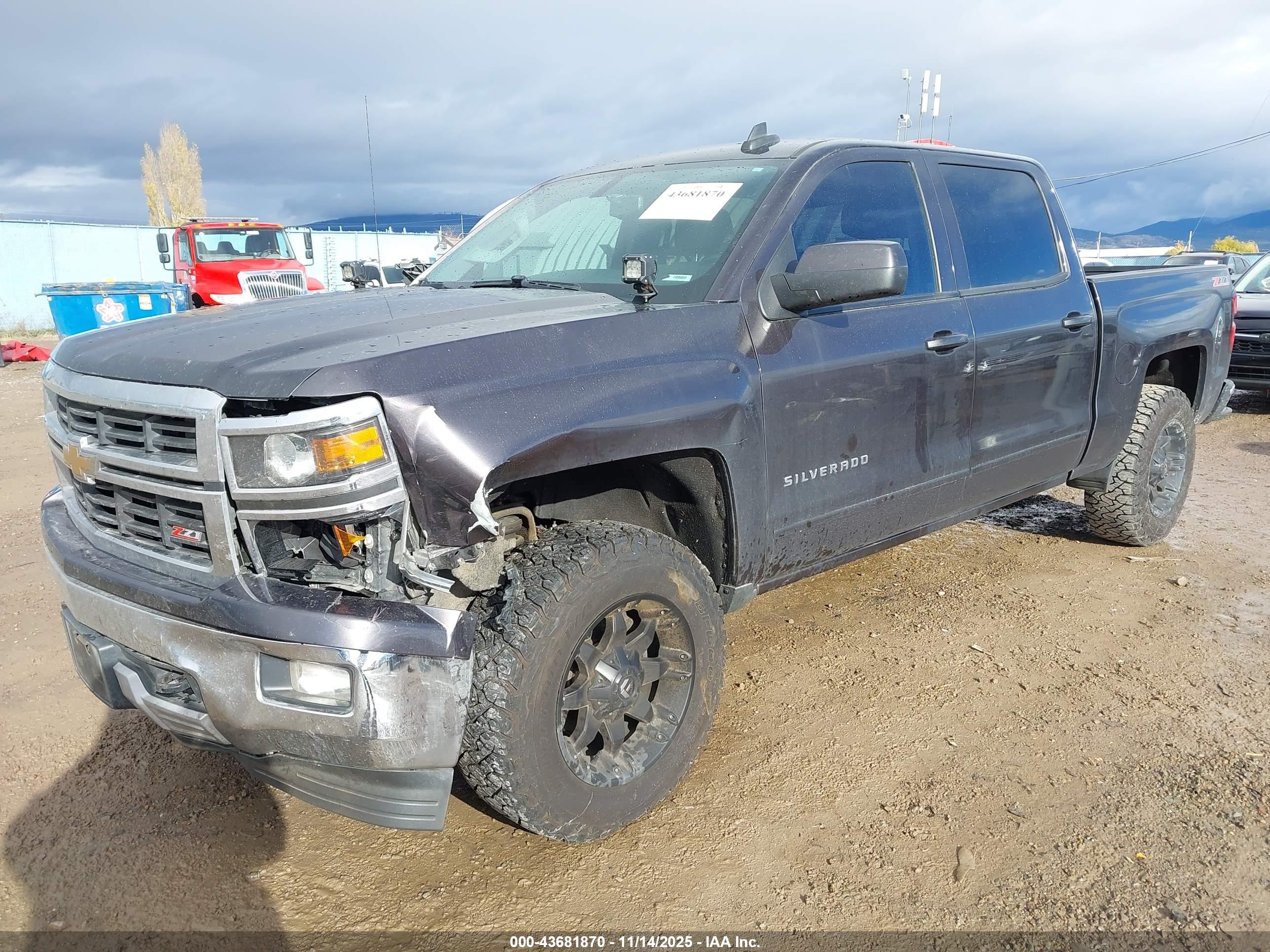 CHEVROLET SILVERADO image 2