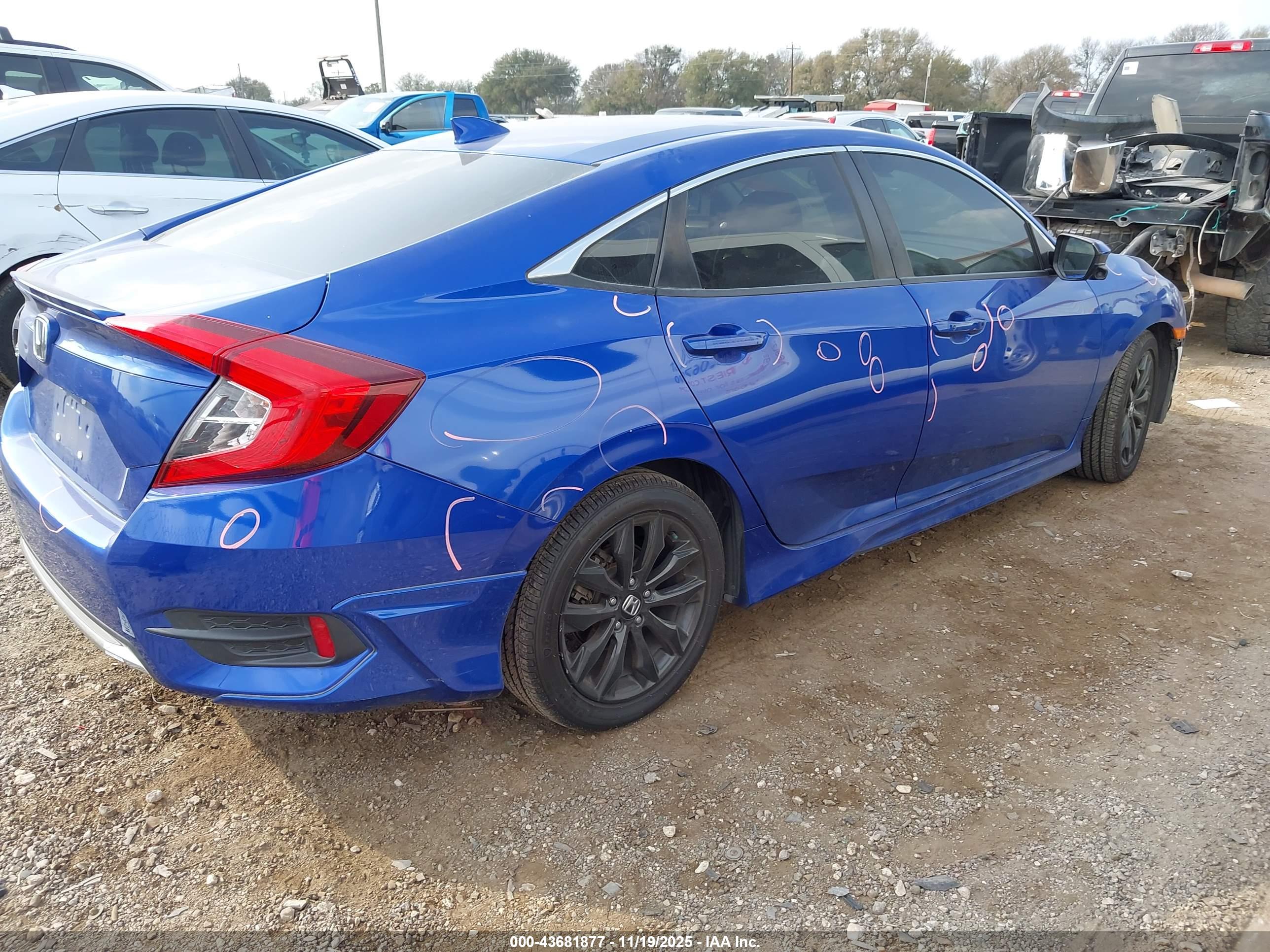 HONDA CIVIC image 4