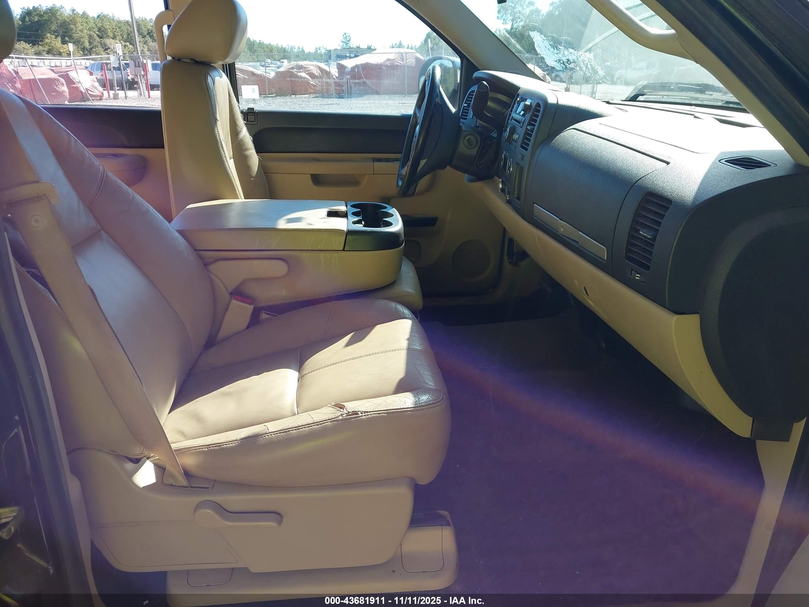 GMC SIERRA image 5