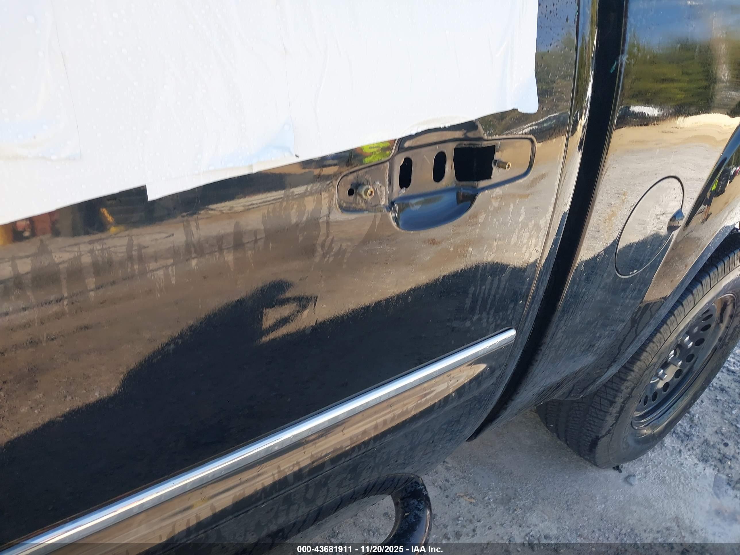 GMC SIERRA image 6