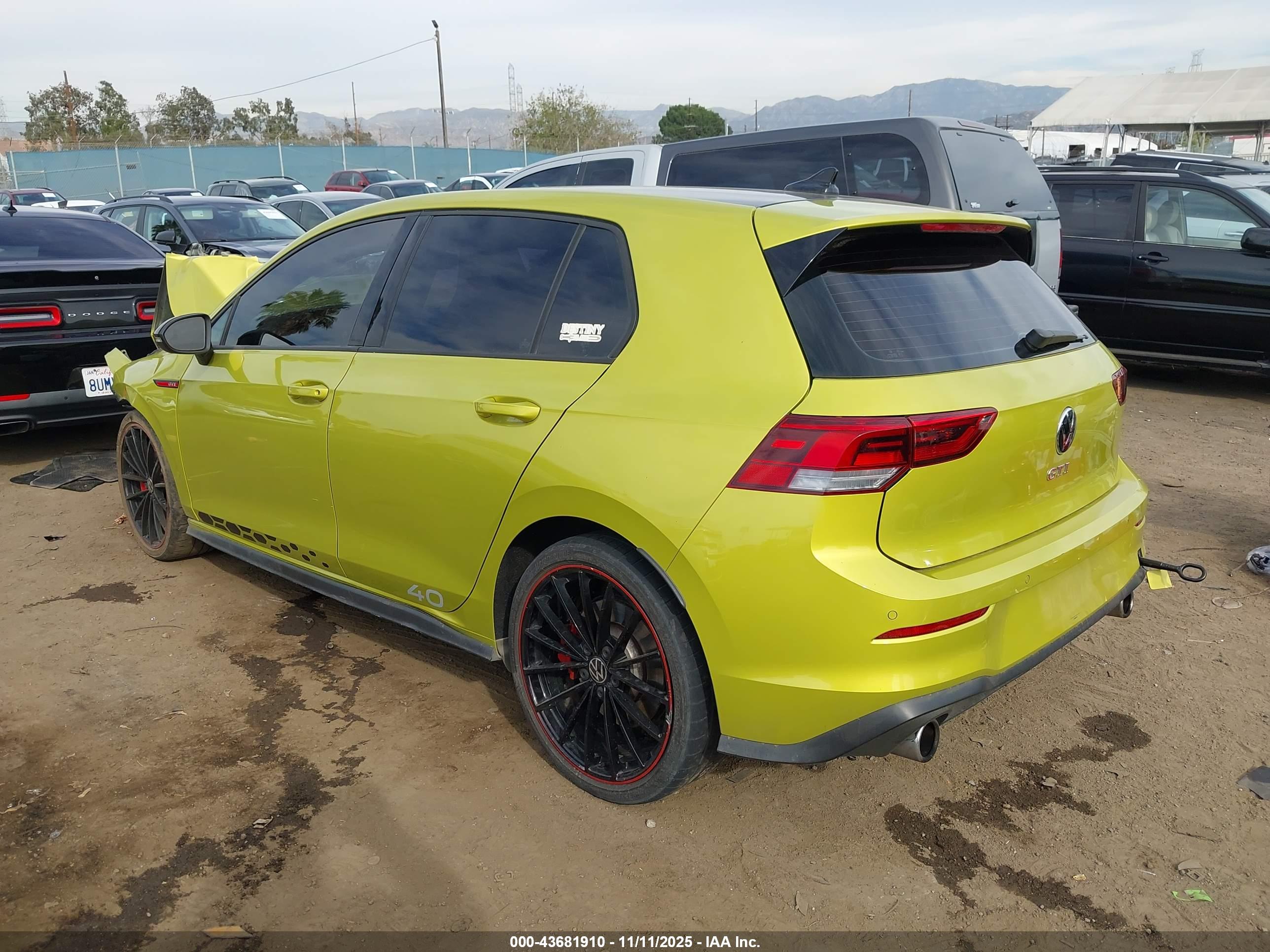 VOLKSWAGEN GOLF image 3