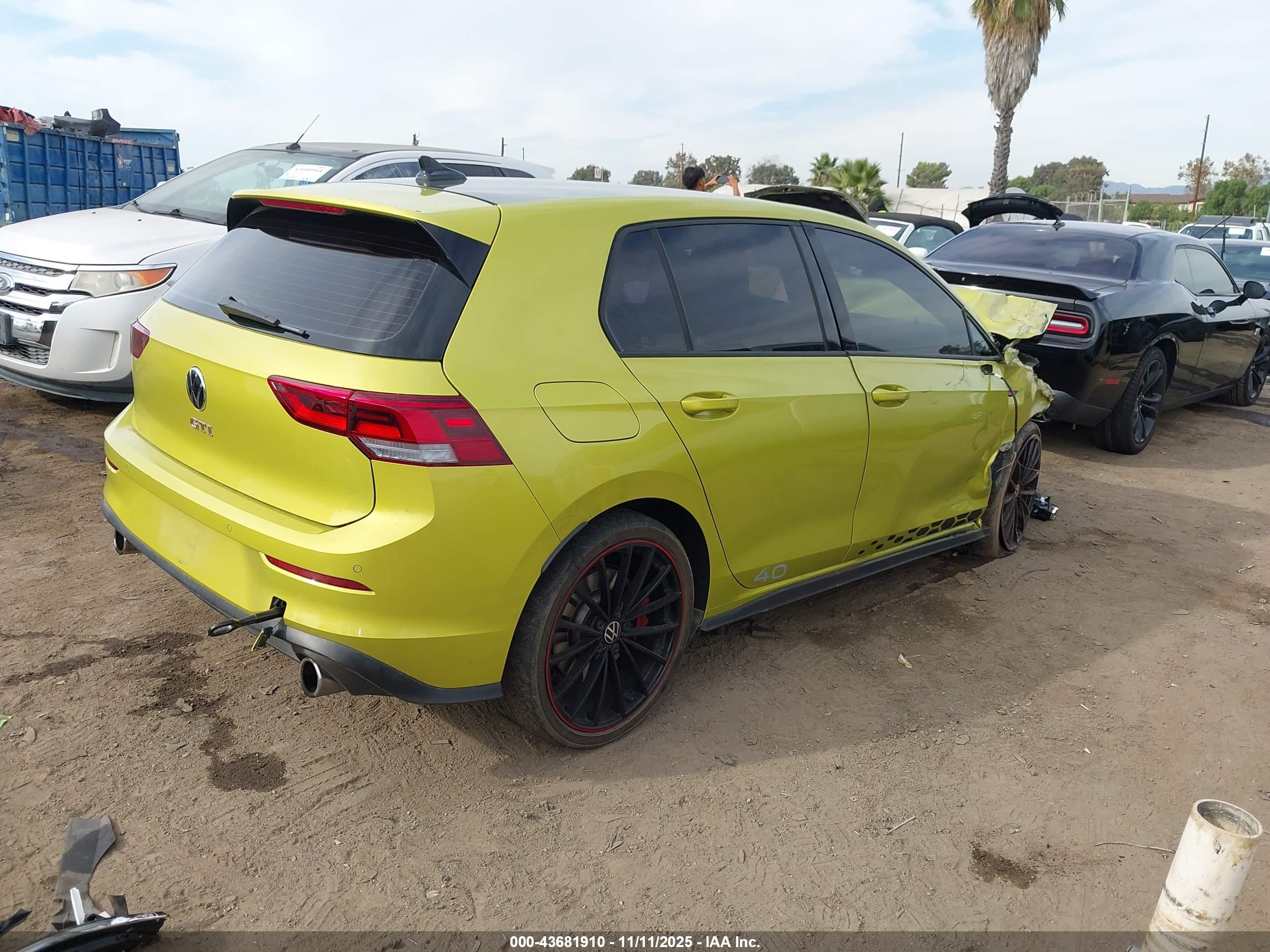 VOLKSWAGEN GOLF image 4