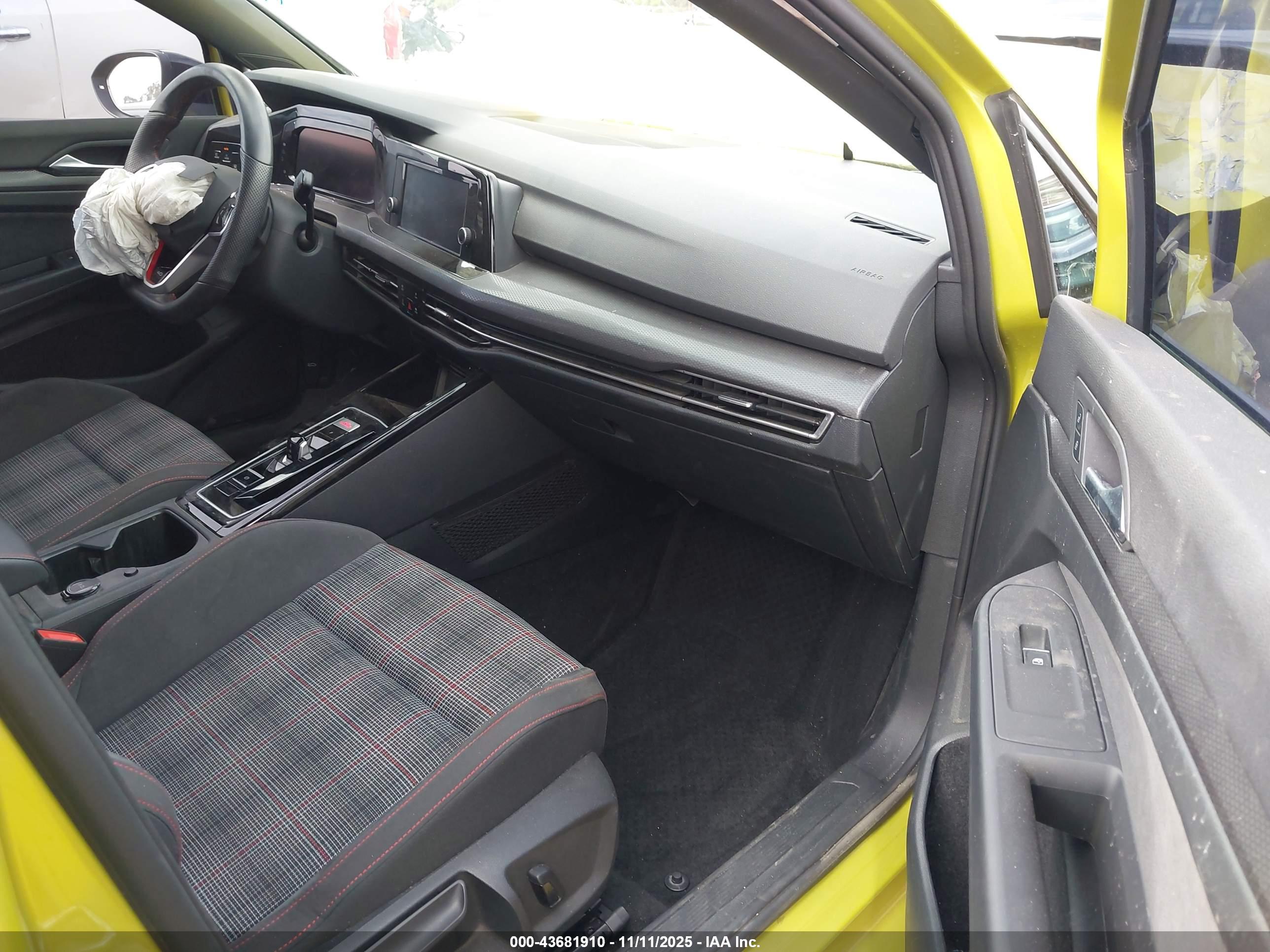 VOLKSWAGEN GOLF image 5