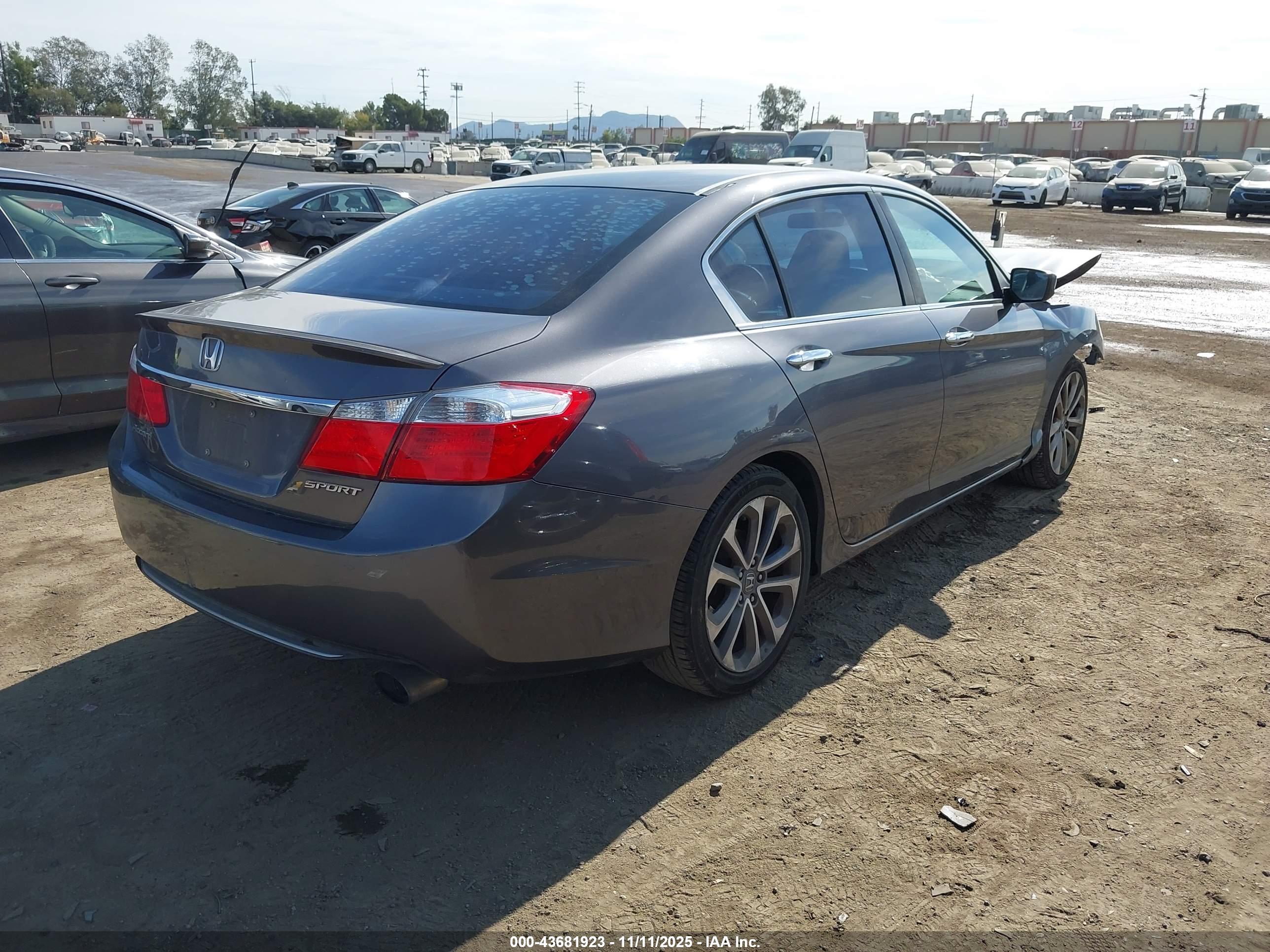HONDA ACCORD image 4