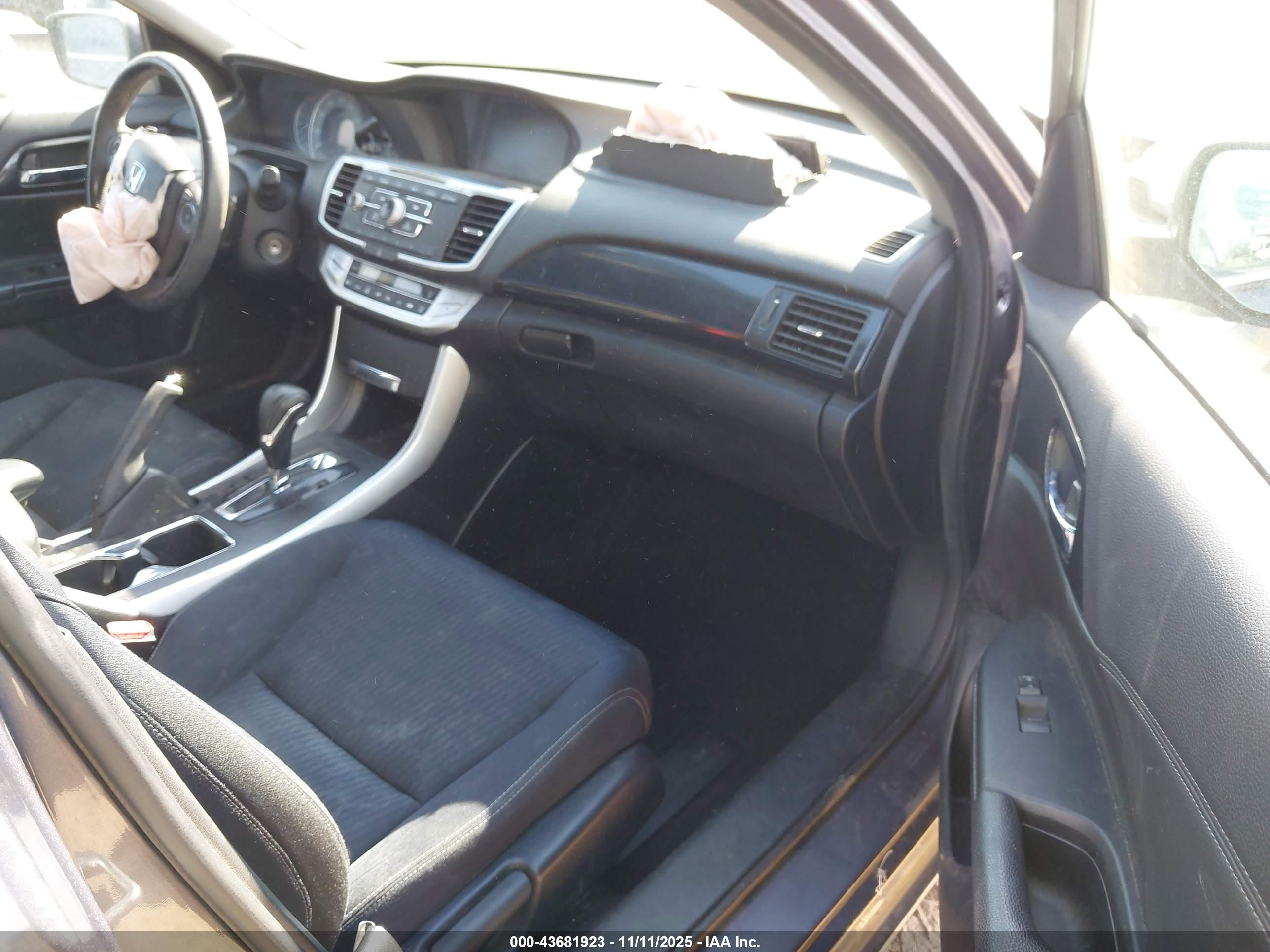 HONDA ACCORD image 5
