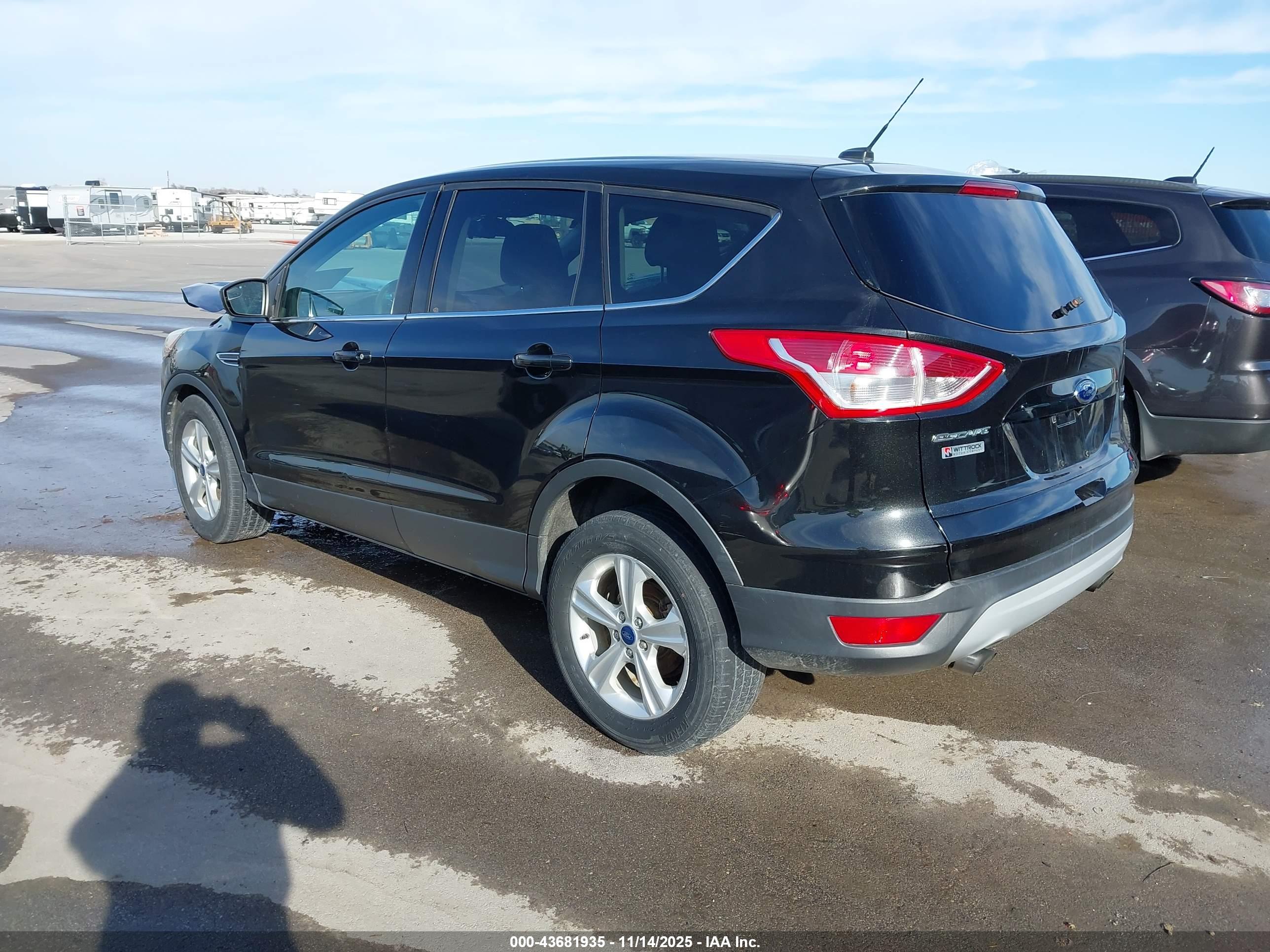 FORD ESCAPE image 3