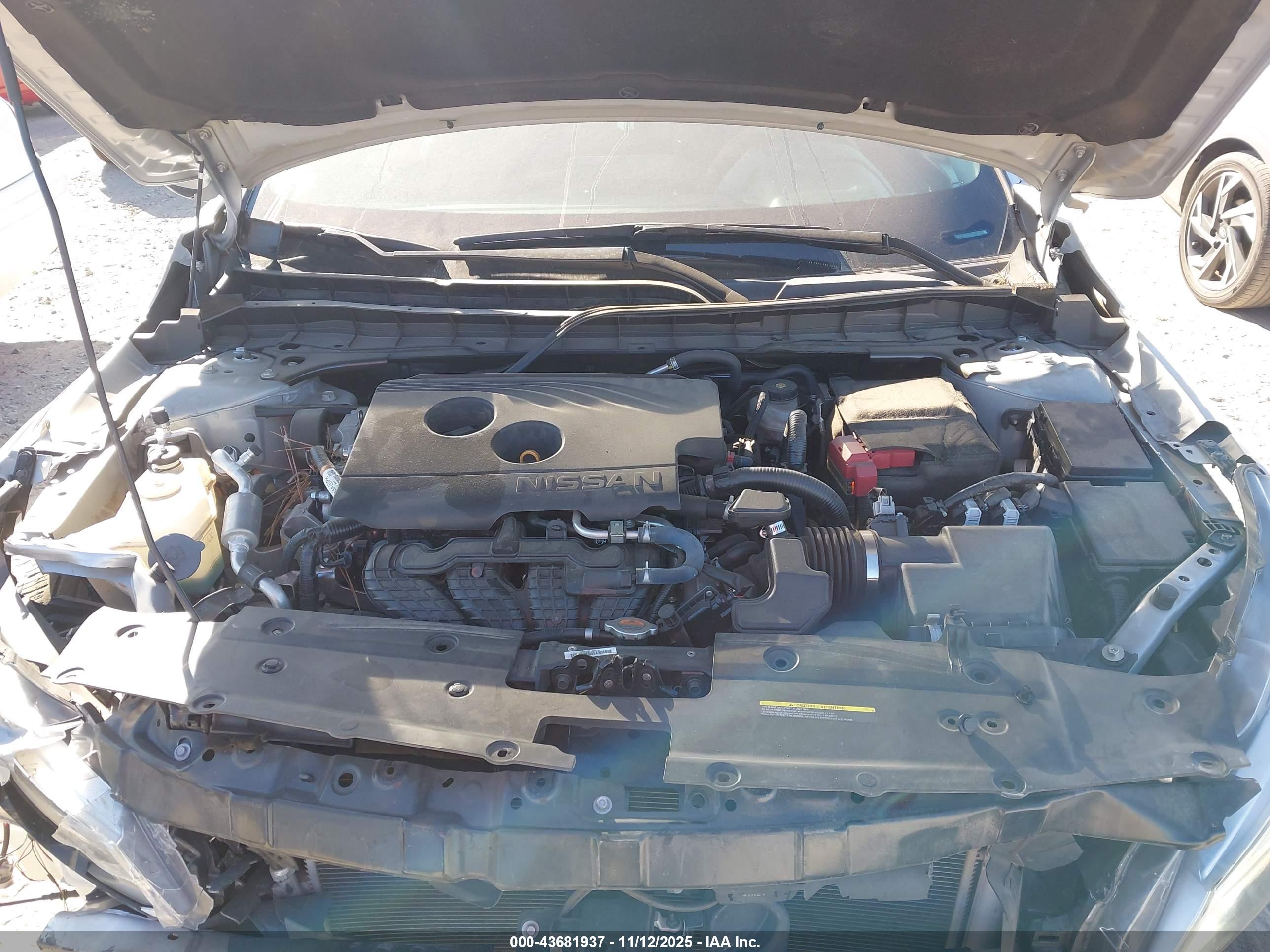 NISSAN ALTIMA image 10