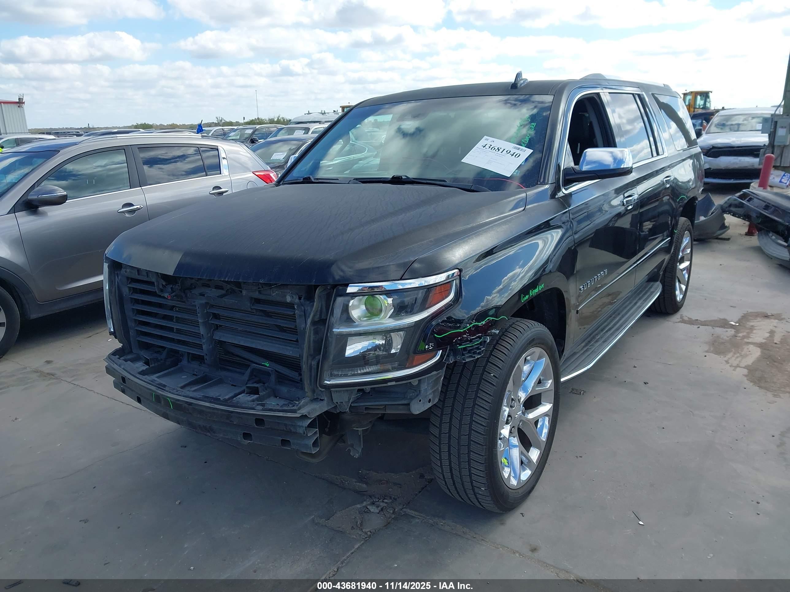 CHEVROLET SUBURBAN image 2