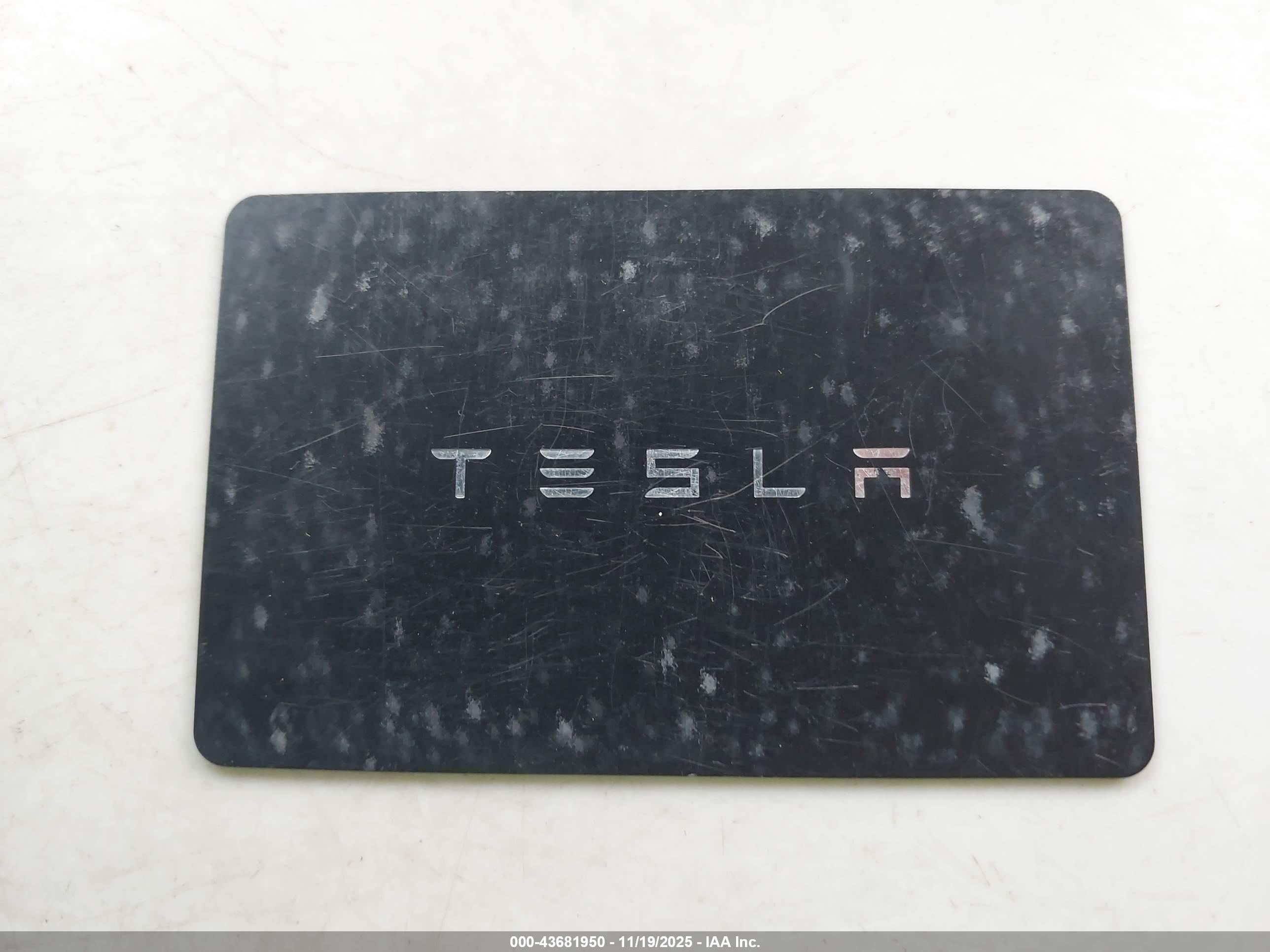 TESLA MODEL image 11
