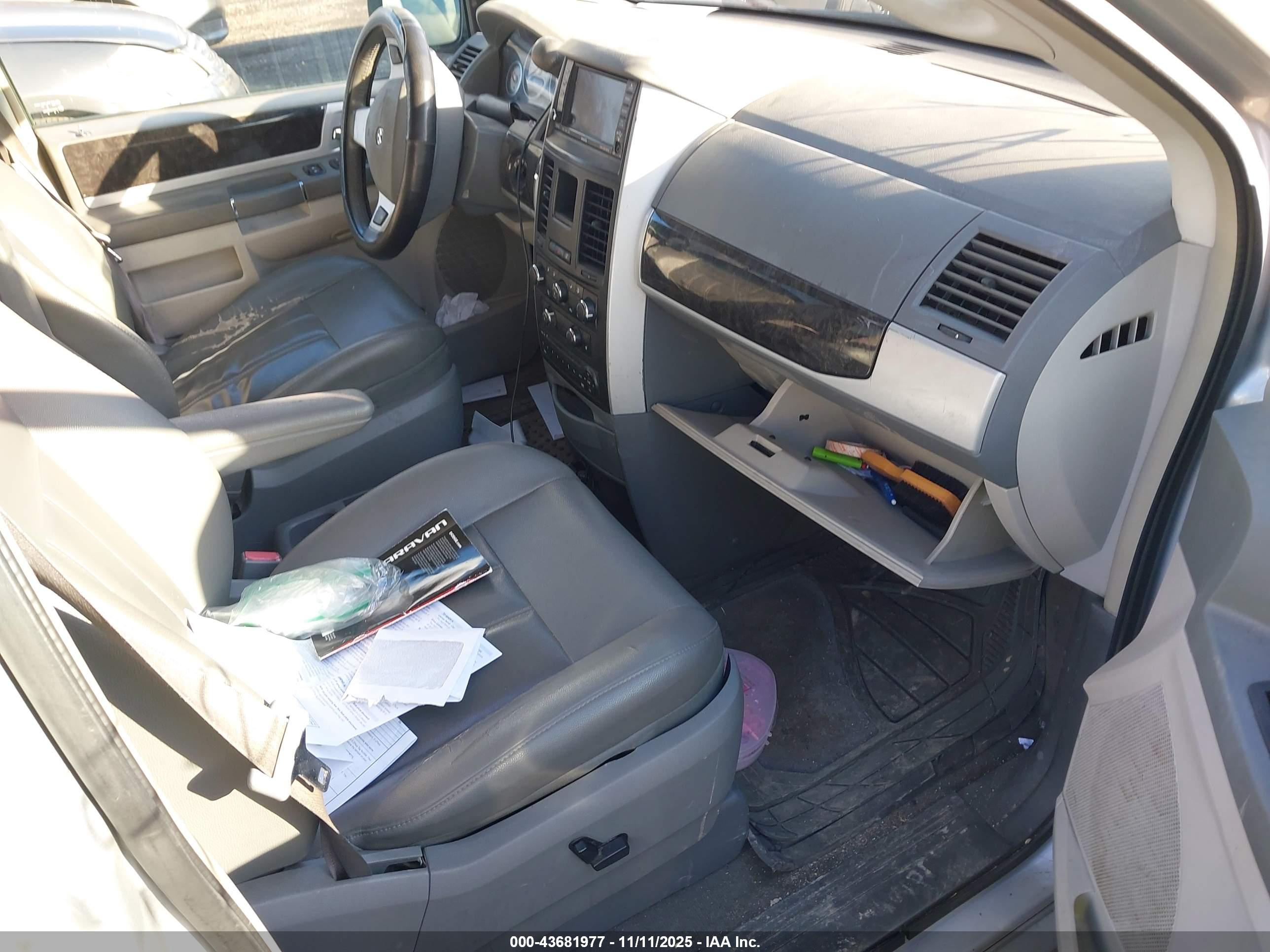 DODGE GRAND image 5