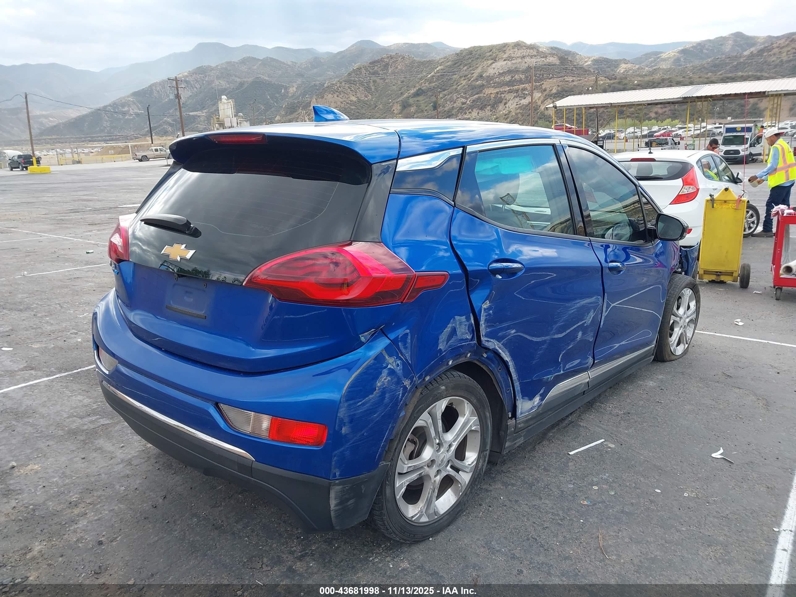 CHEVROLET BOLT image 4