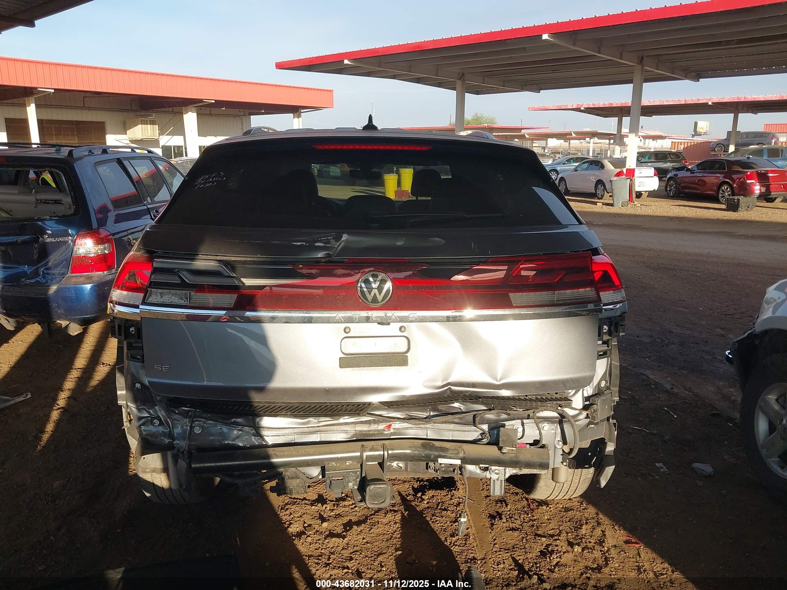 VOLKSWAGEN ATLAS image 6