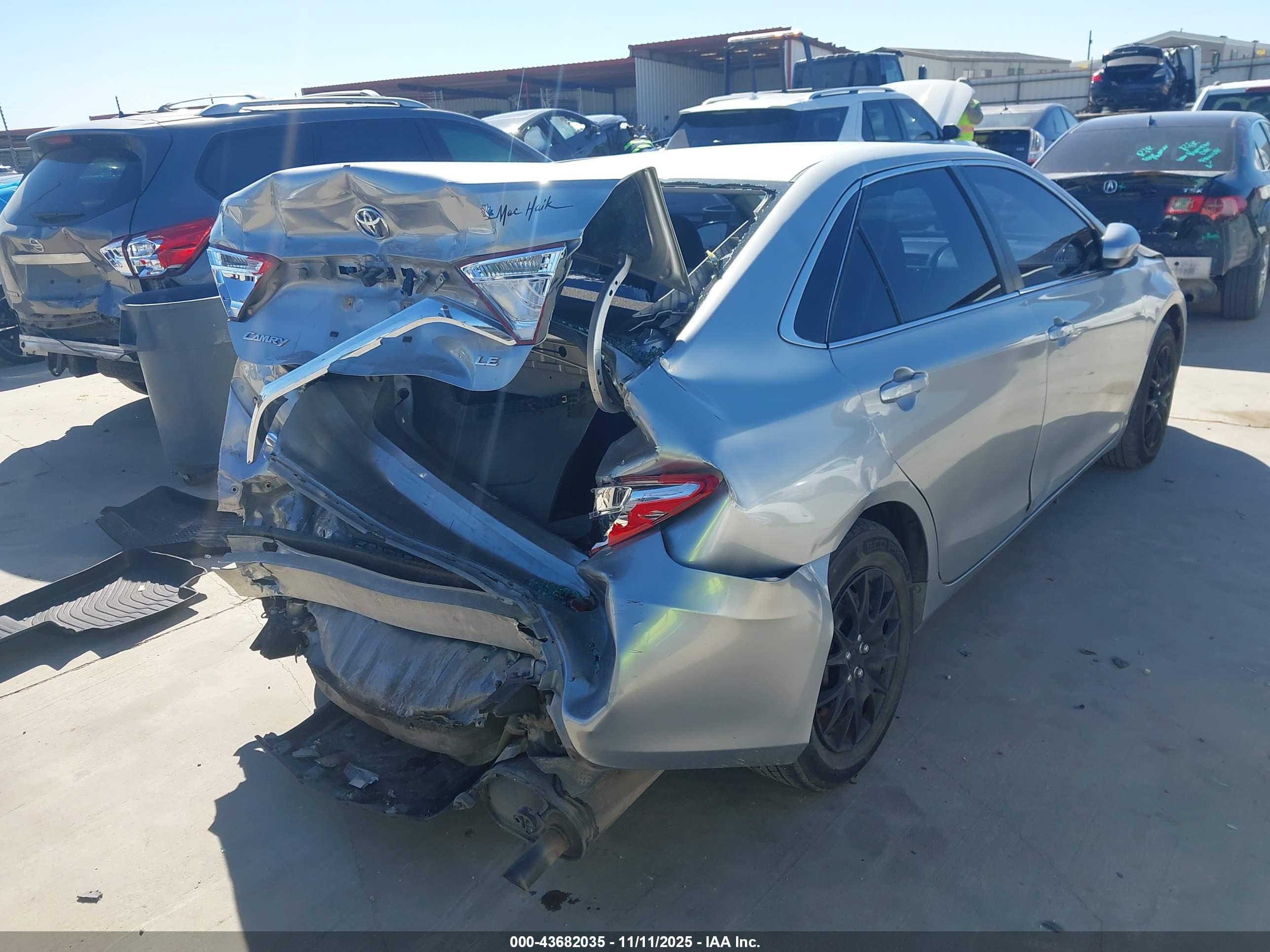 TOYOTA CAMRY image 4