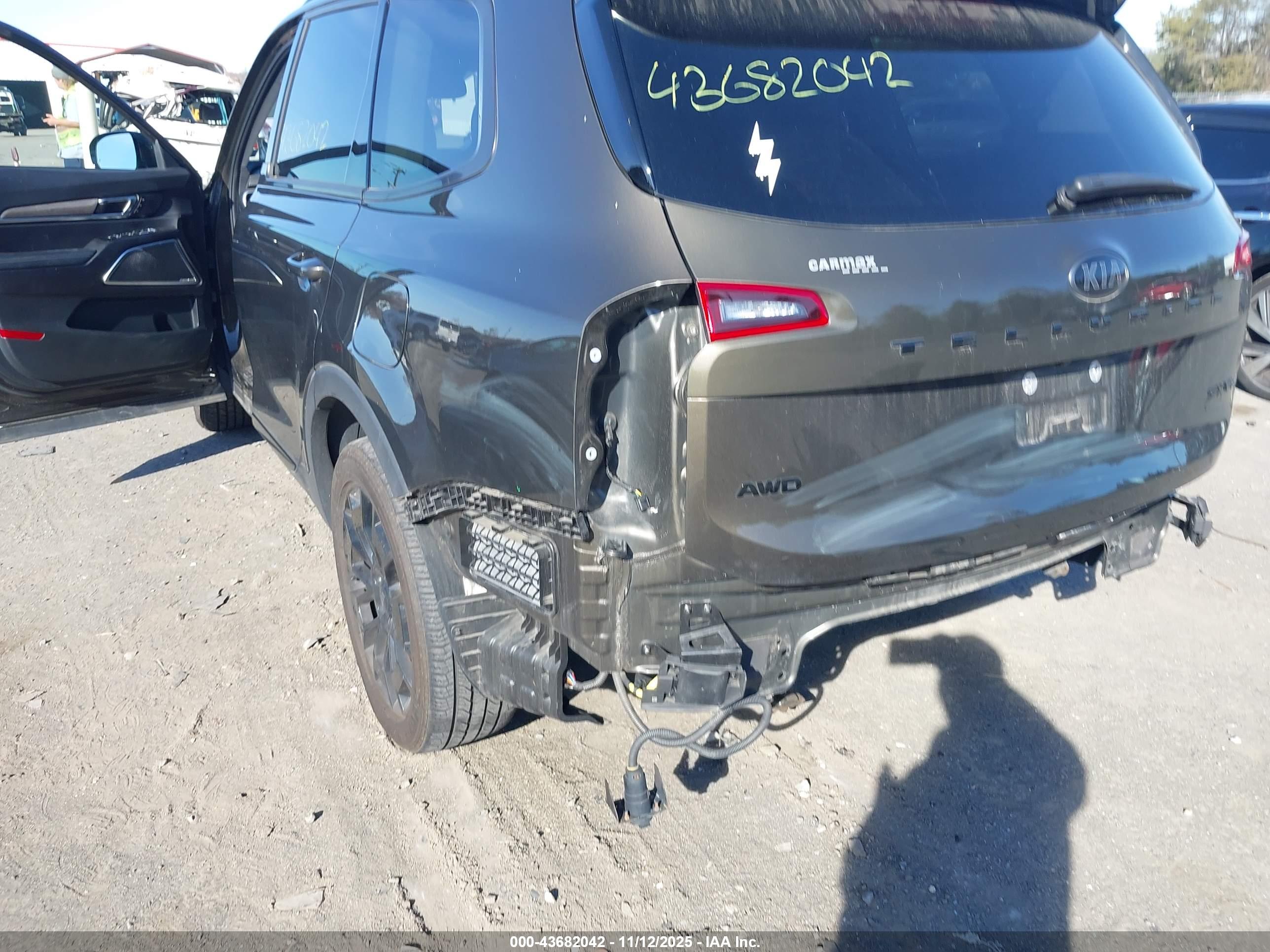 KIA TELLURIDE image 6