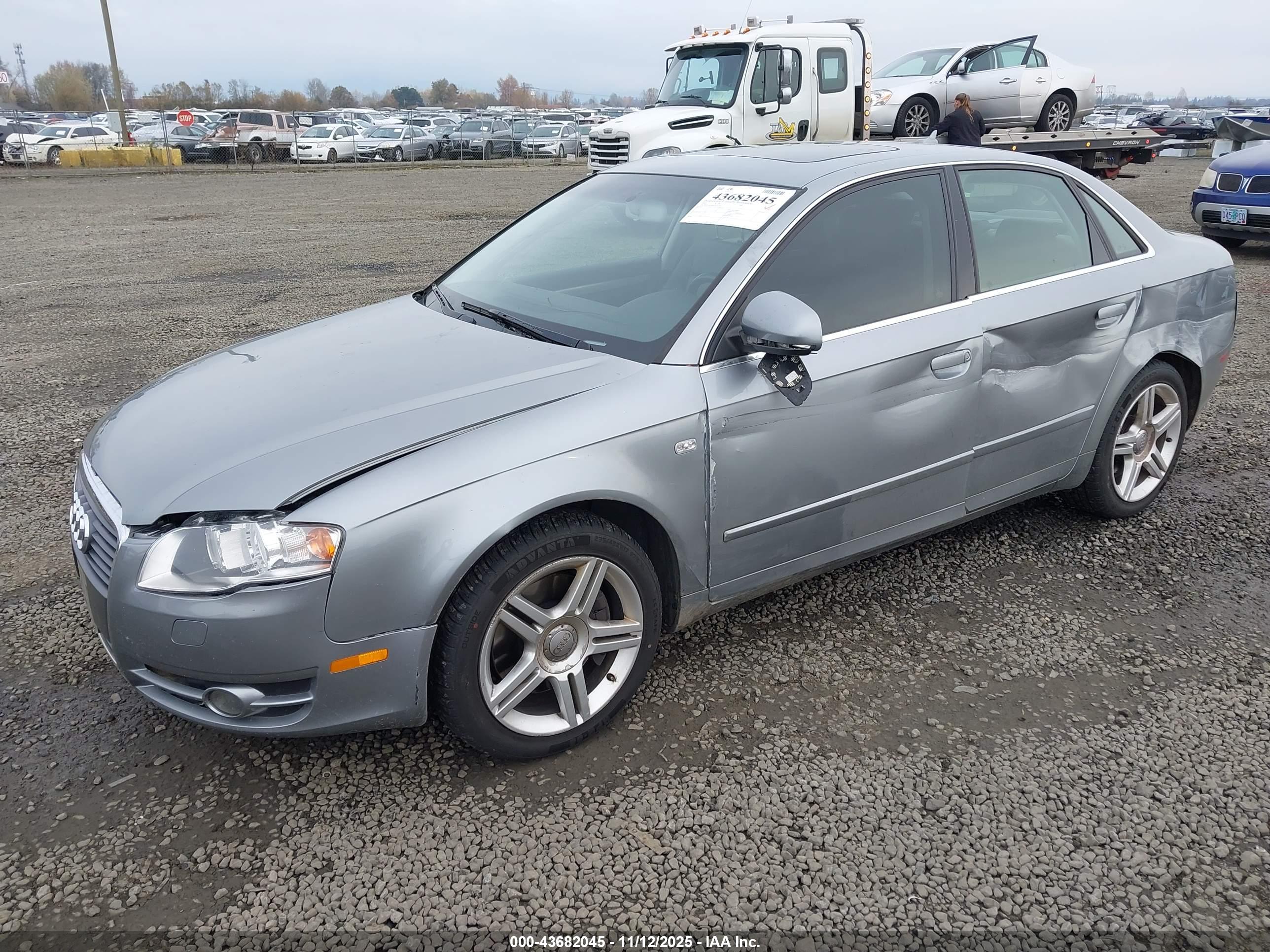 AUDI A4 image 2