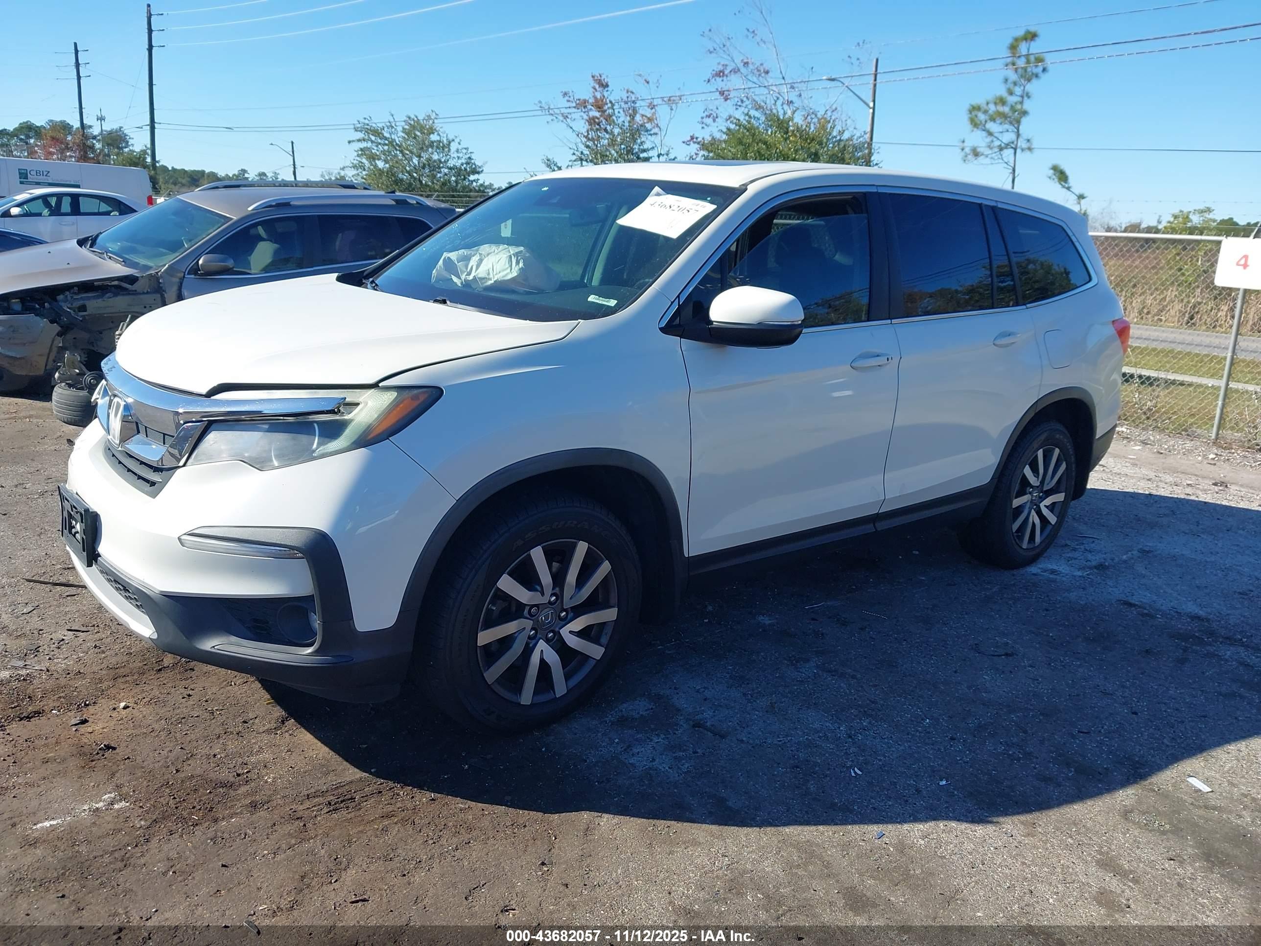 HONDA PILOT image 2