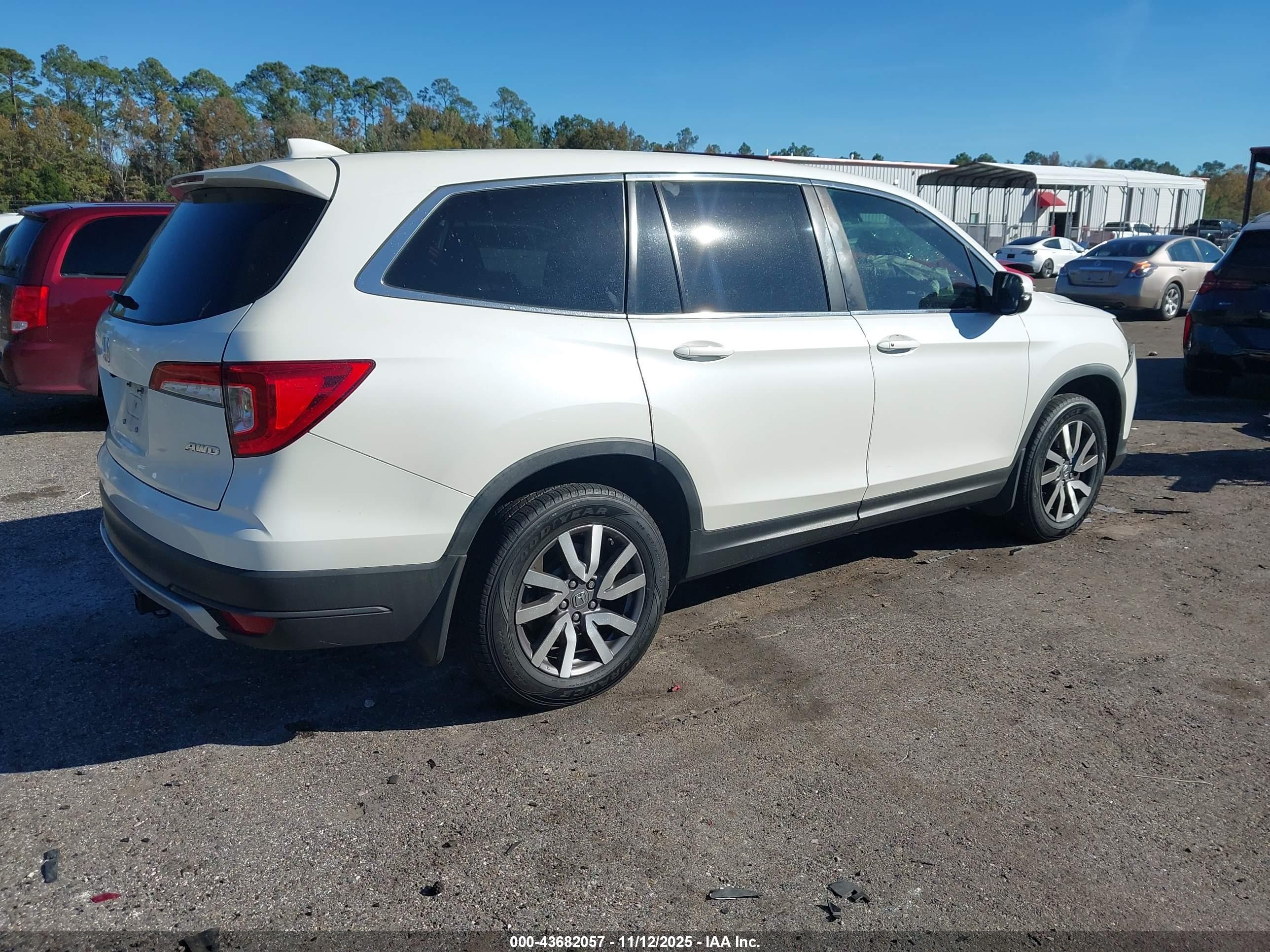 HONDA PILOT image 4